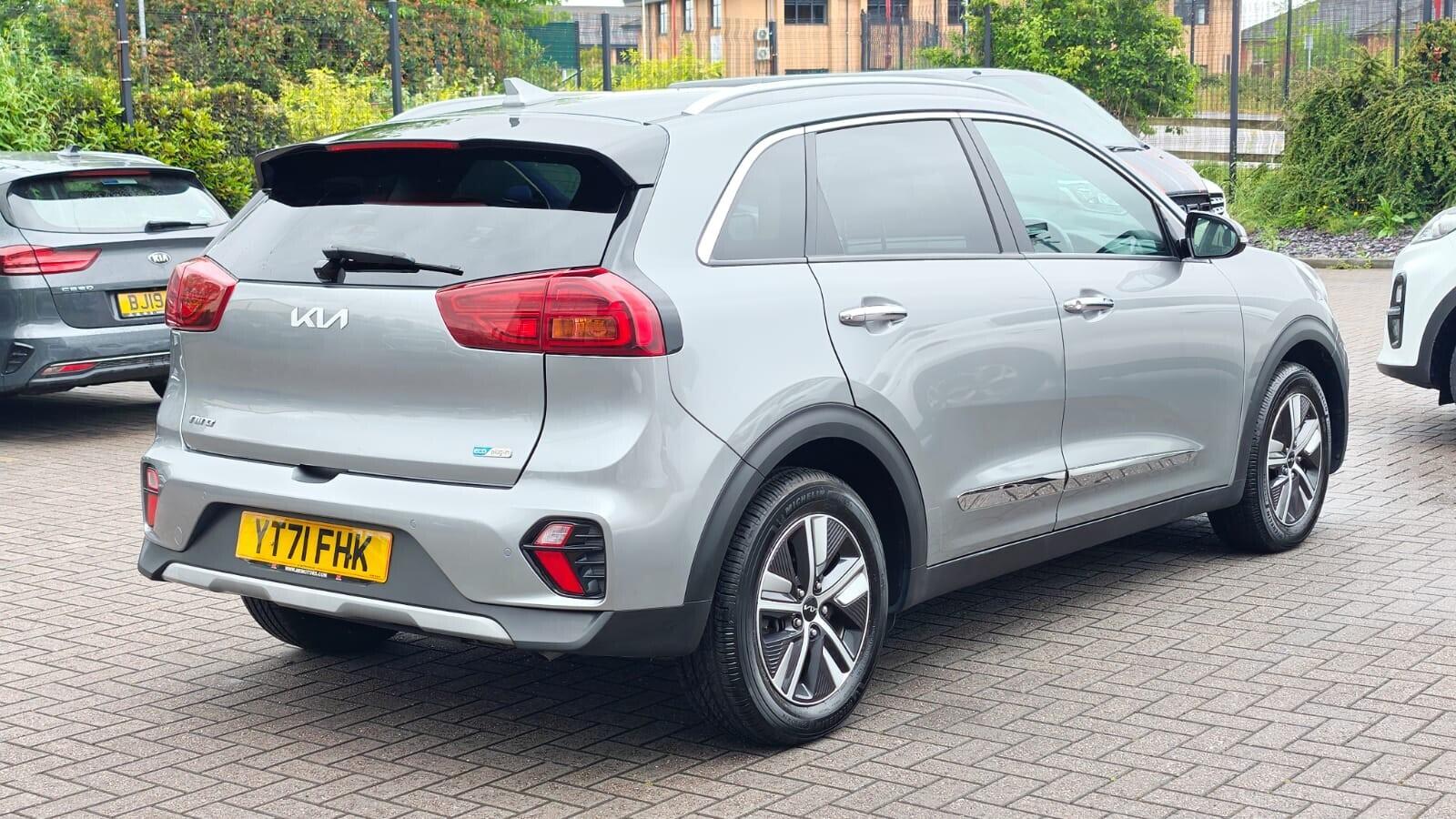 Kia Niro view 5