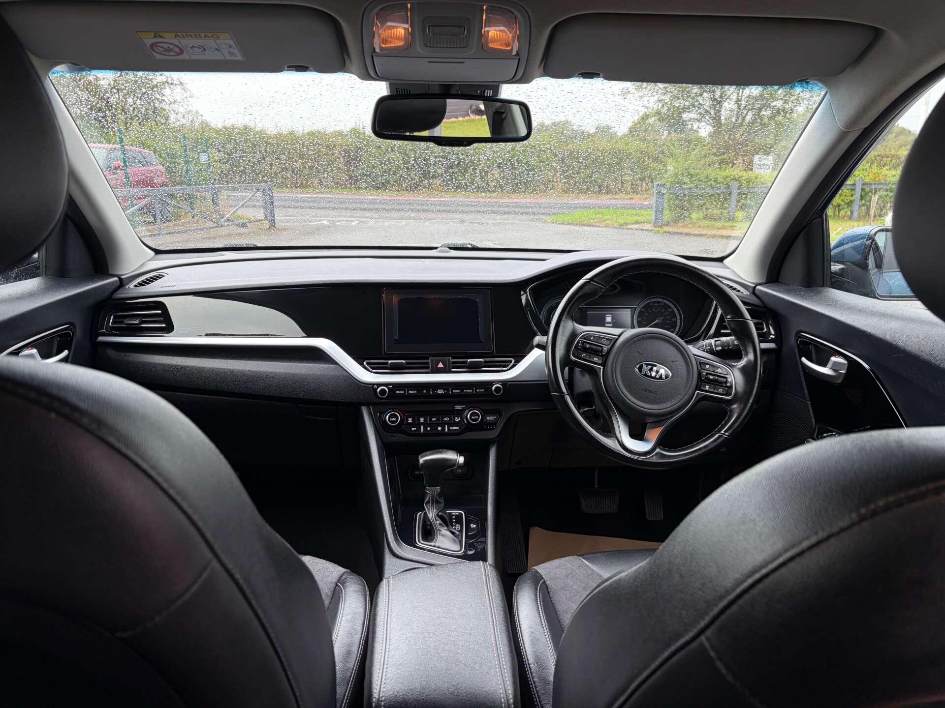 Kia Niro view 2