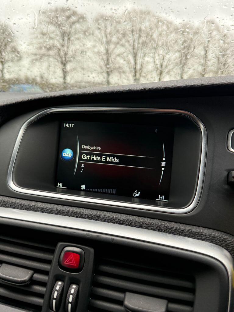 Volvo V40 view 51