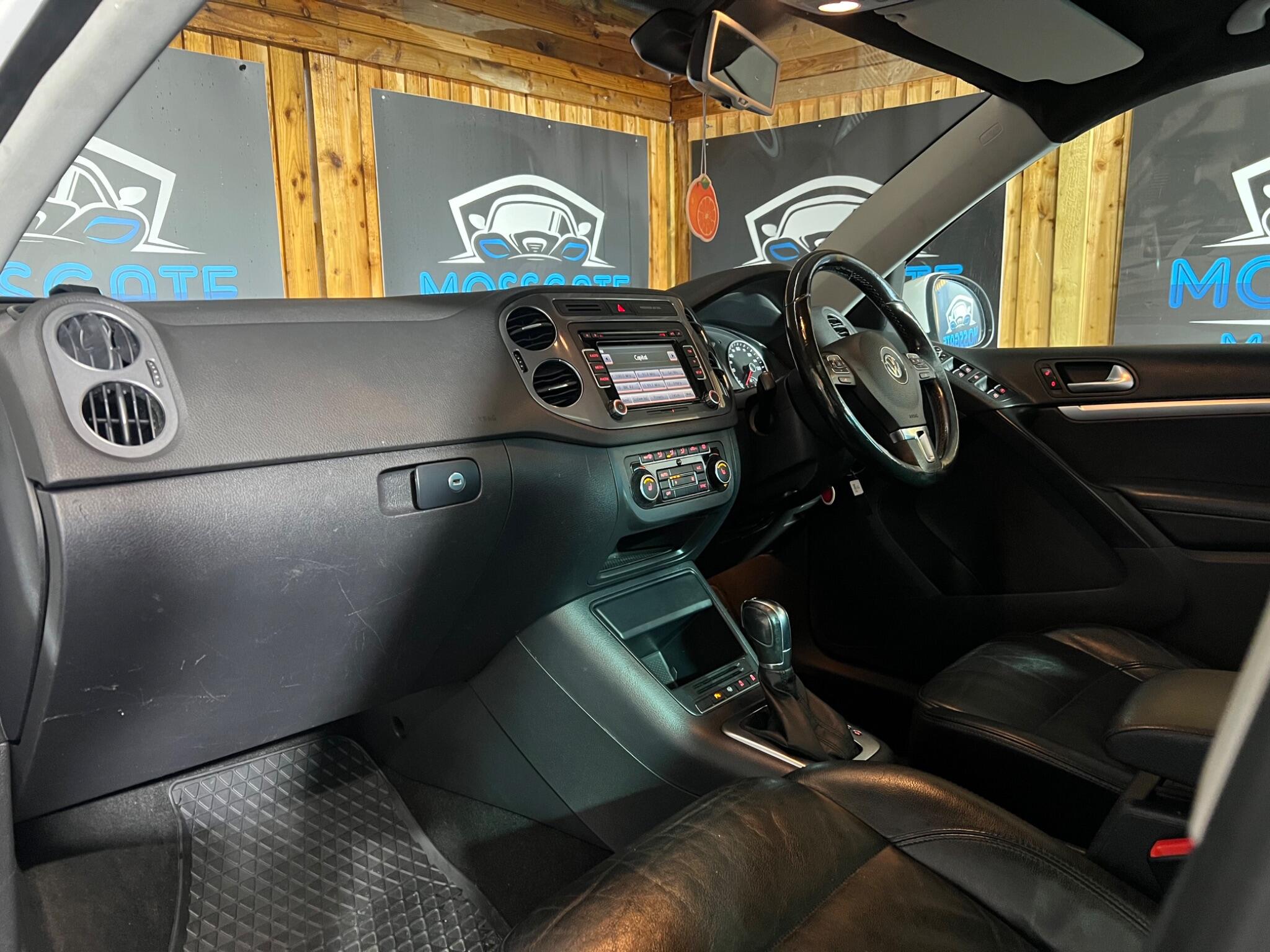 Volkswagen Tiguan view 28