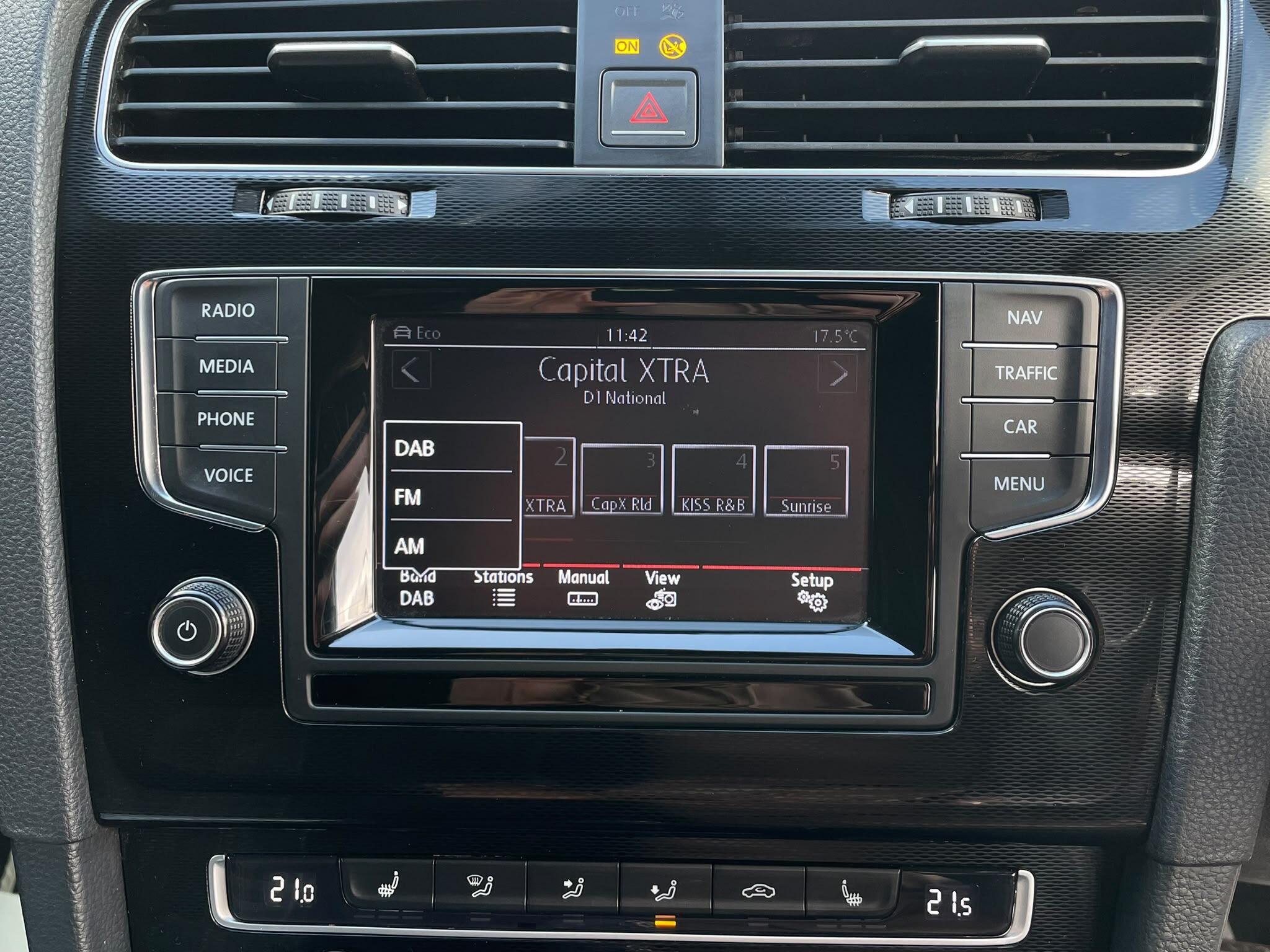 Volkswagen Golf view 27