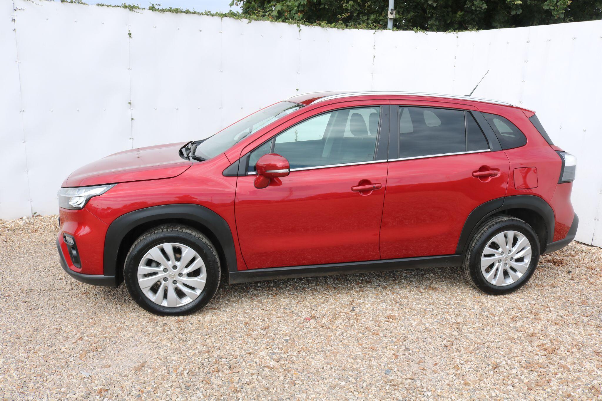 Suzuki S-Cross view 3