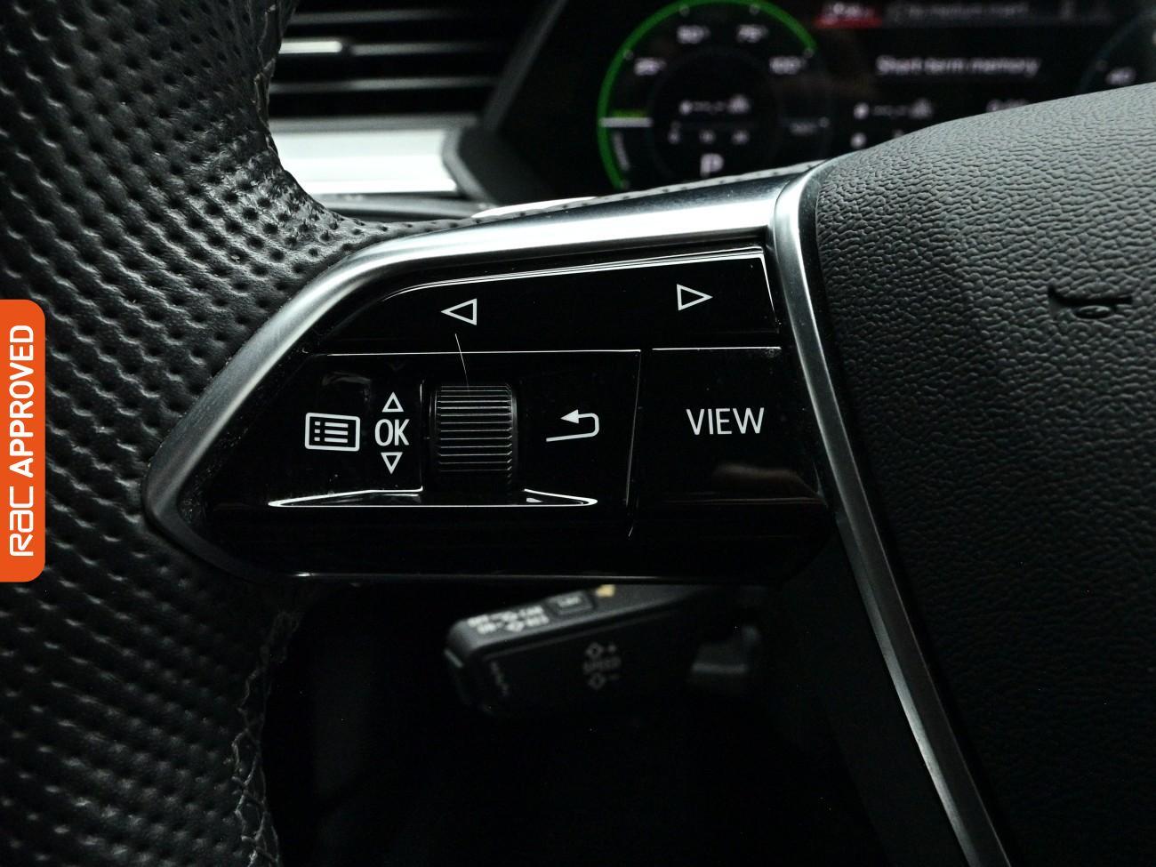 Audi E-Tron view 25