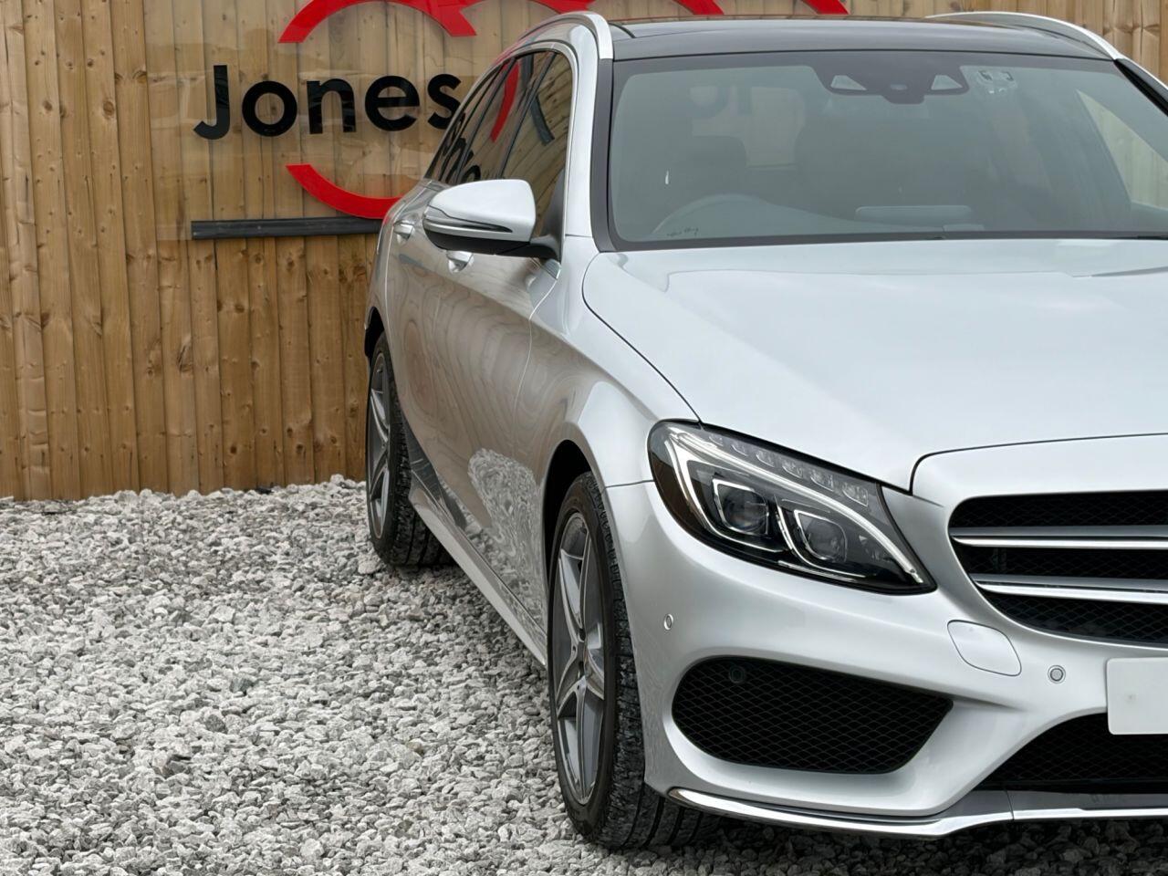 Mercedes-Benz C-Class view 6