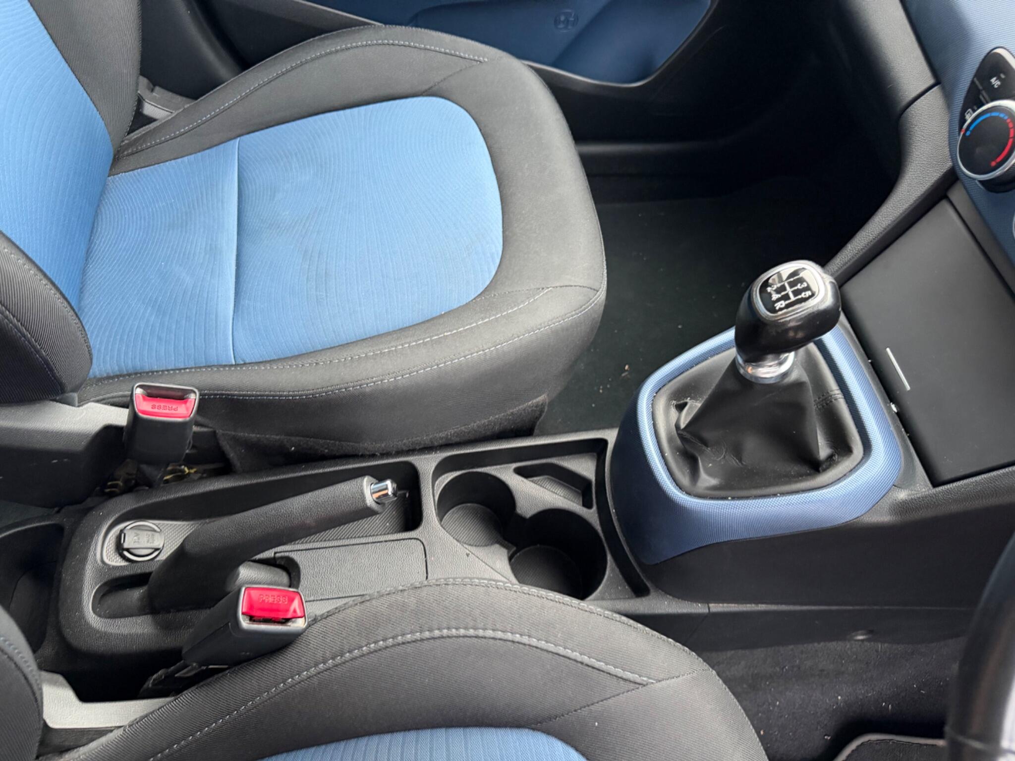 Hyundai I10 view 32