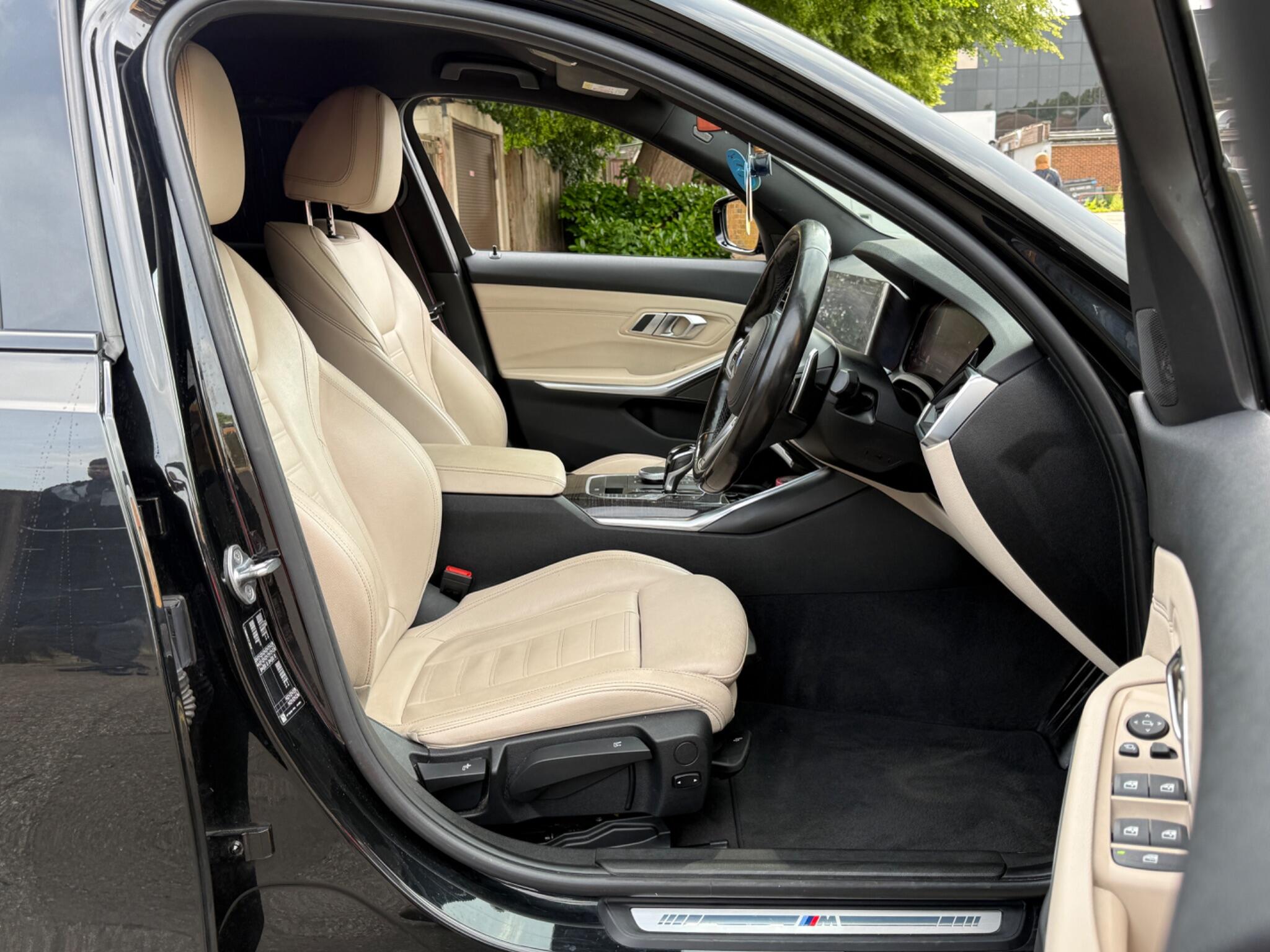 BMW 3 Series - Image 21