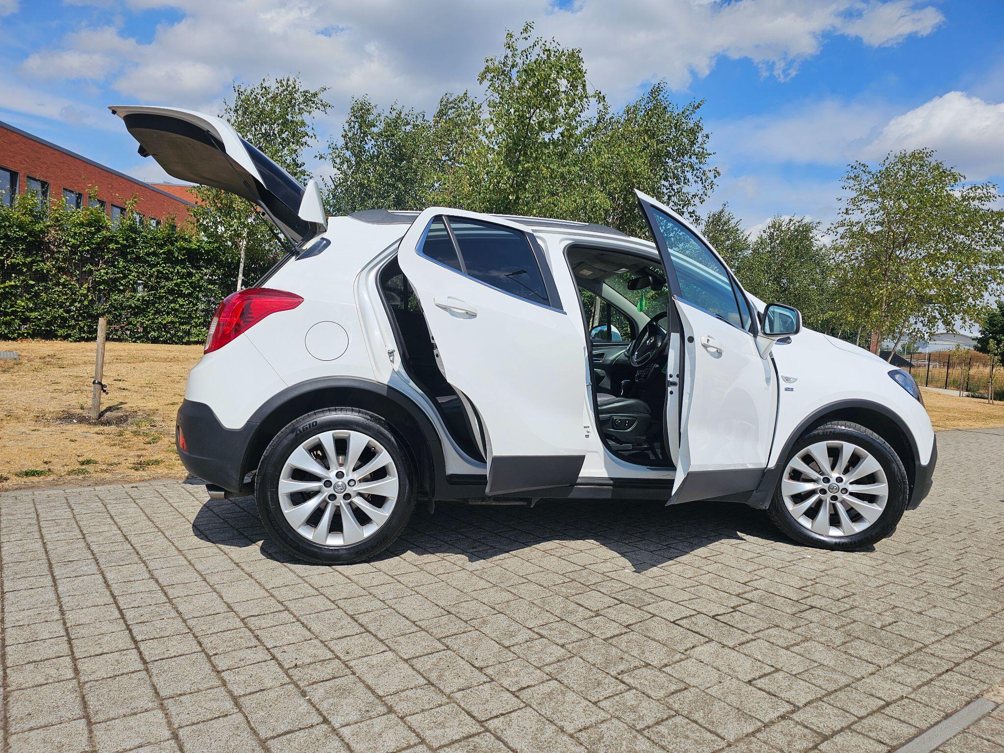 Vauxhall Mokka view 3