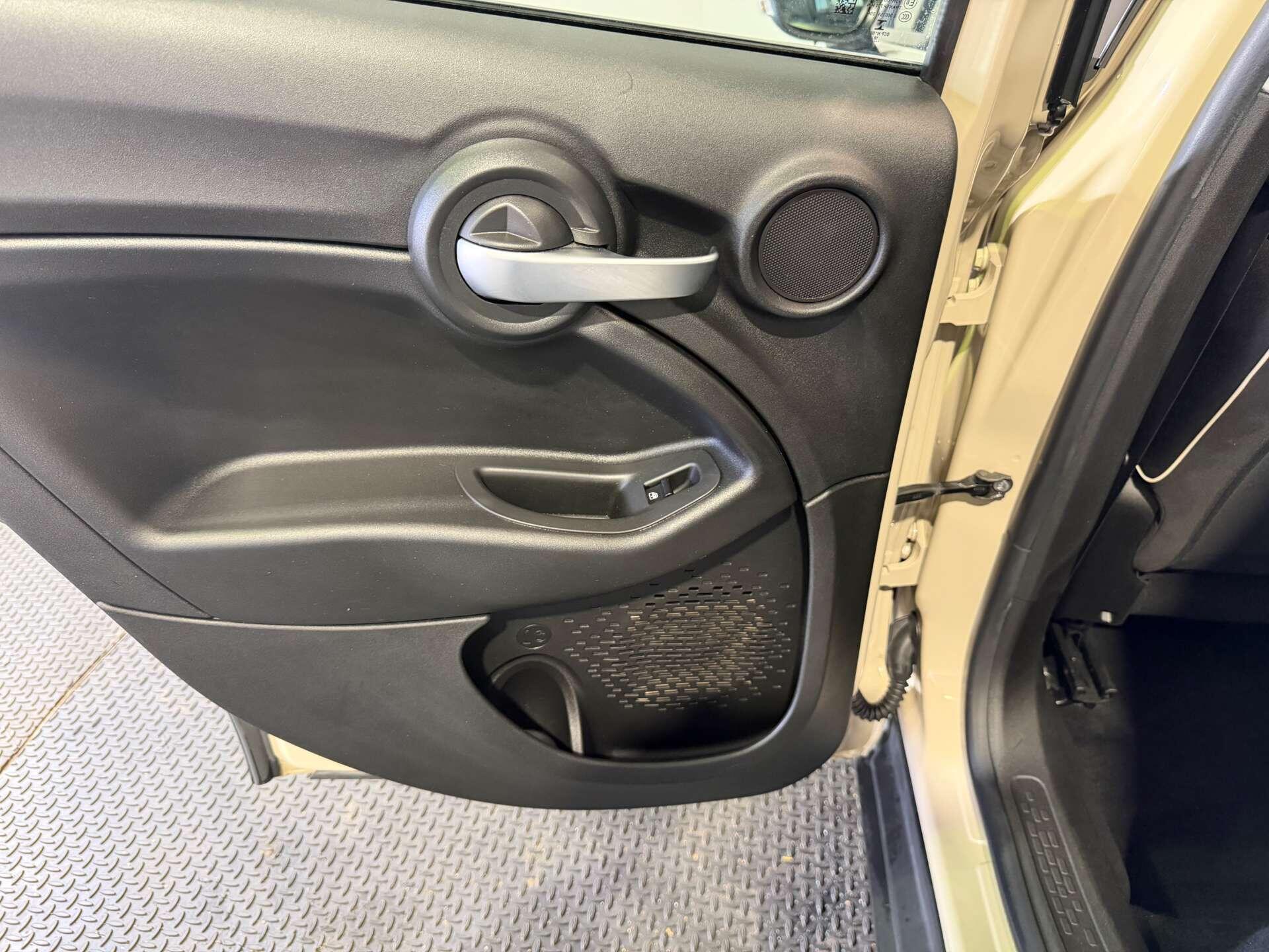 Fiat 500x view 44
