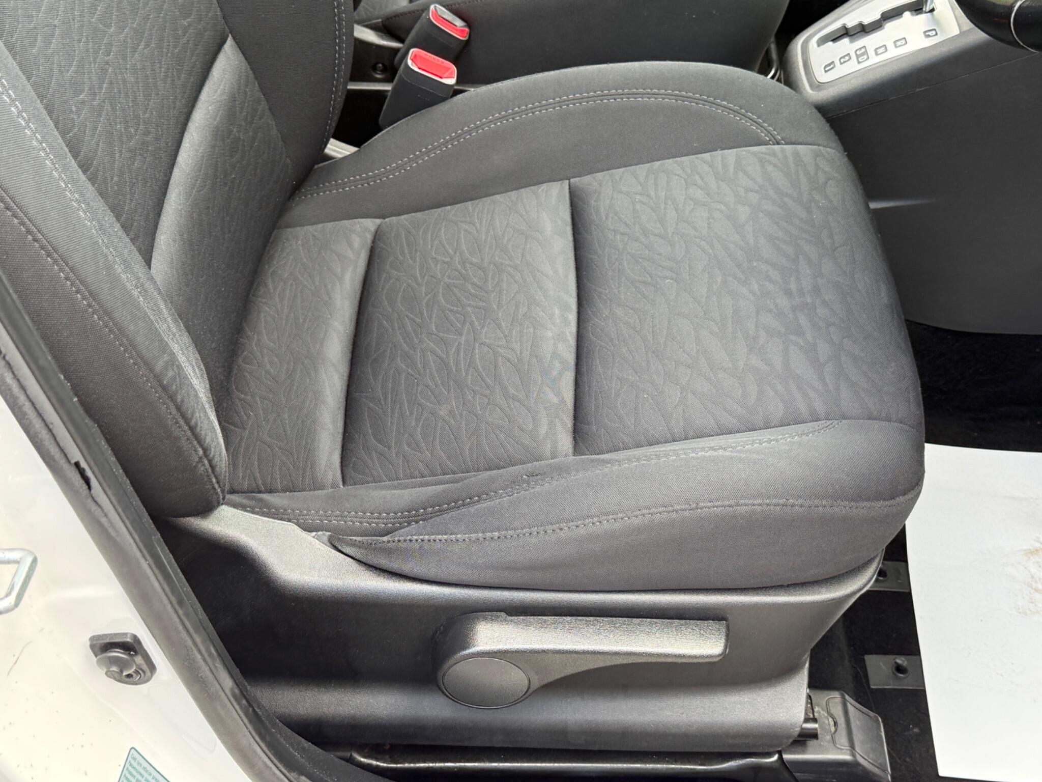 Hyundai ix20 - Image 38
