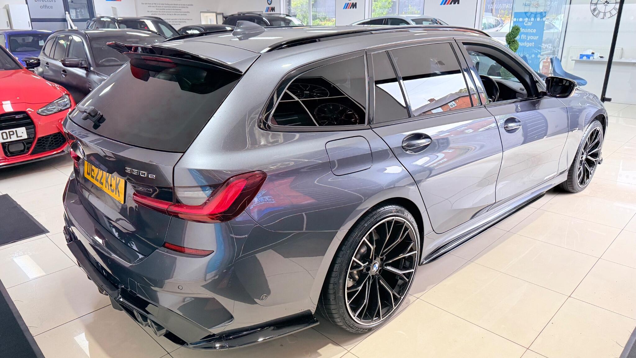 BMW 3 Series view 41