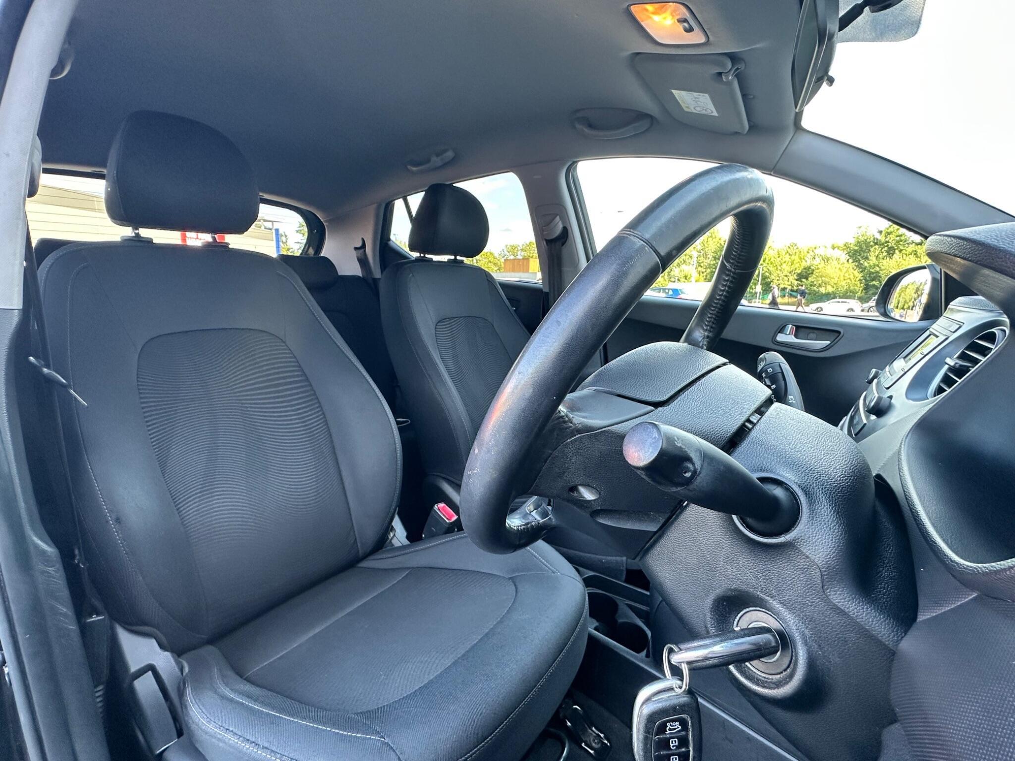 Hyundai I10 view 25