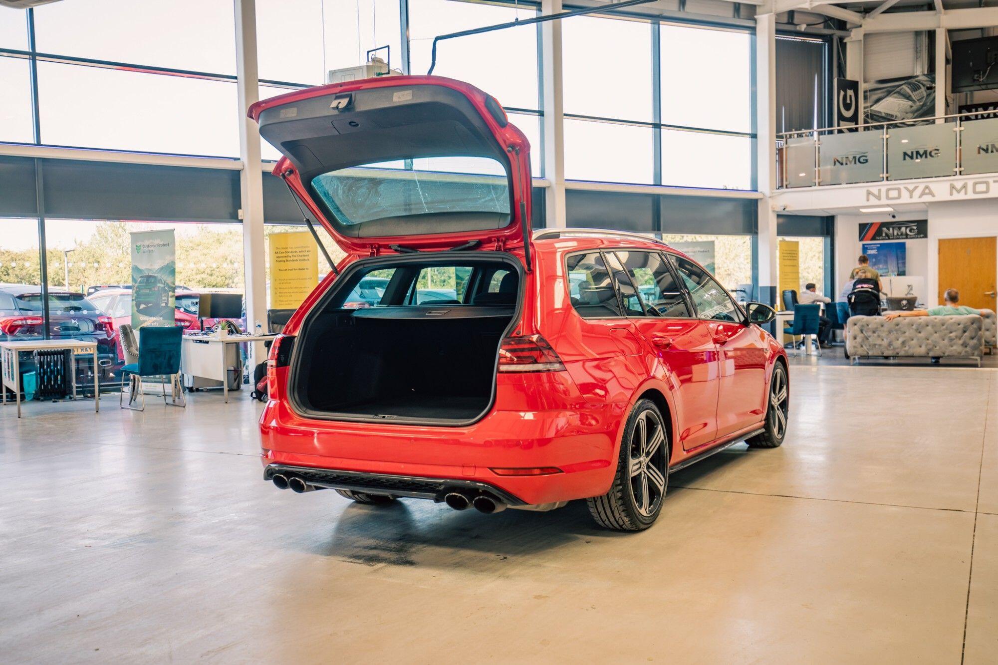 Volkswagen Golf view 36