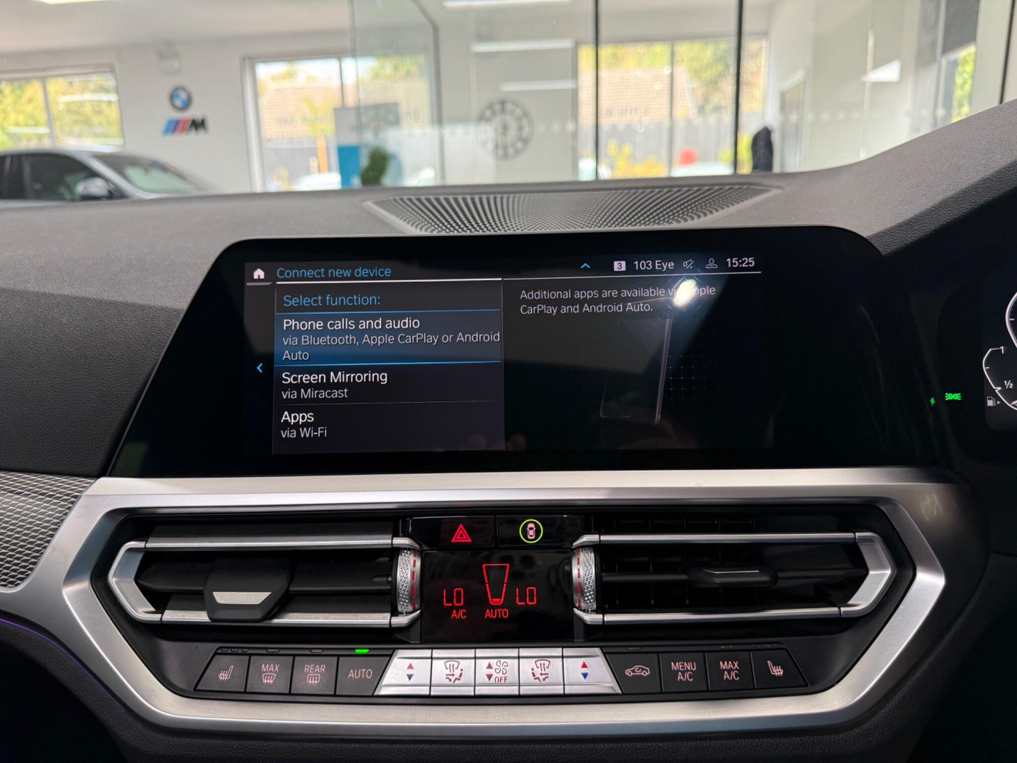 BMW 3 Series view 15