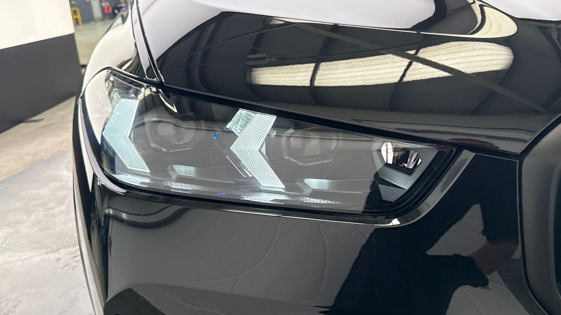 BMW X5 view 22