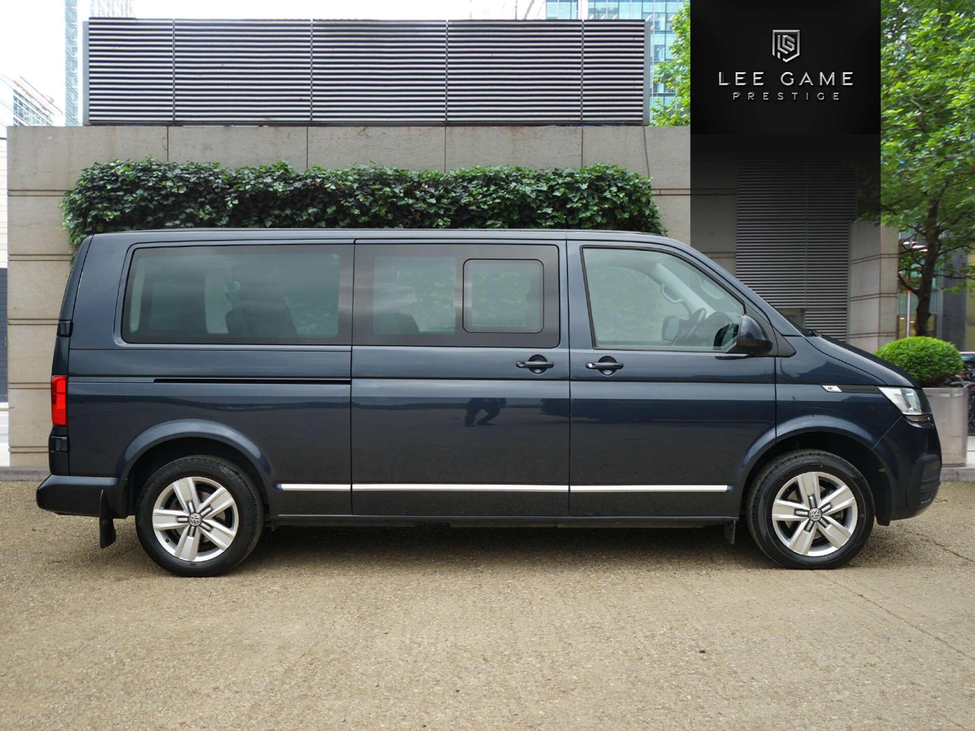 Volkswagen Transporter view 3