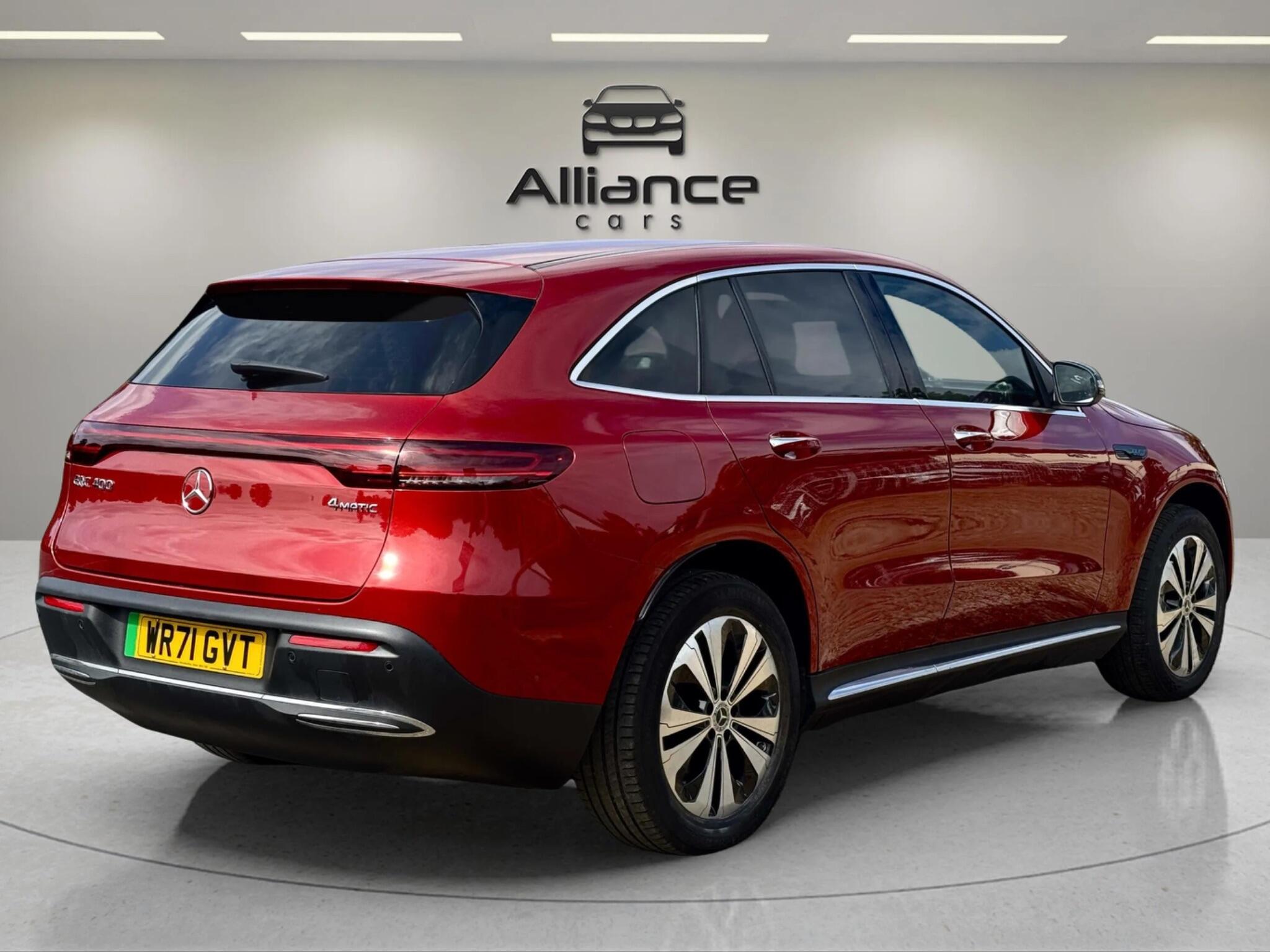 Mercedes-Benz EQC view 68