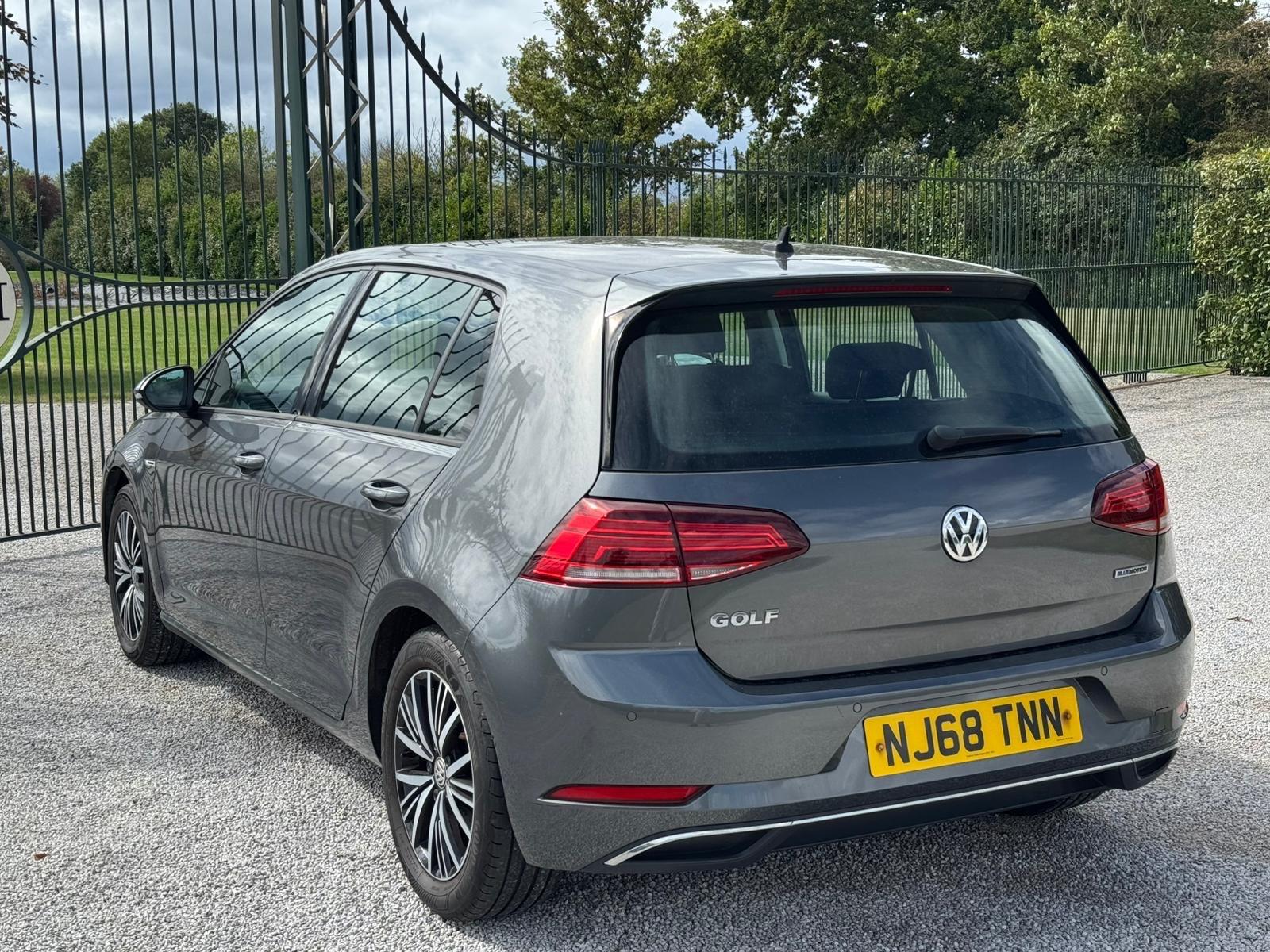 2018 Volkswagen Golf 1.5 TSI EVO SE Nav Euro 6 (s/s) 5dr • 98,000 miles image 2