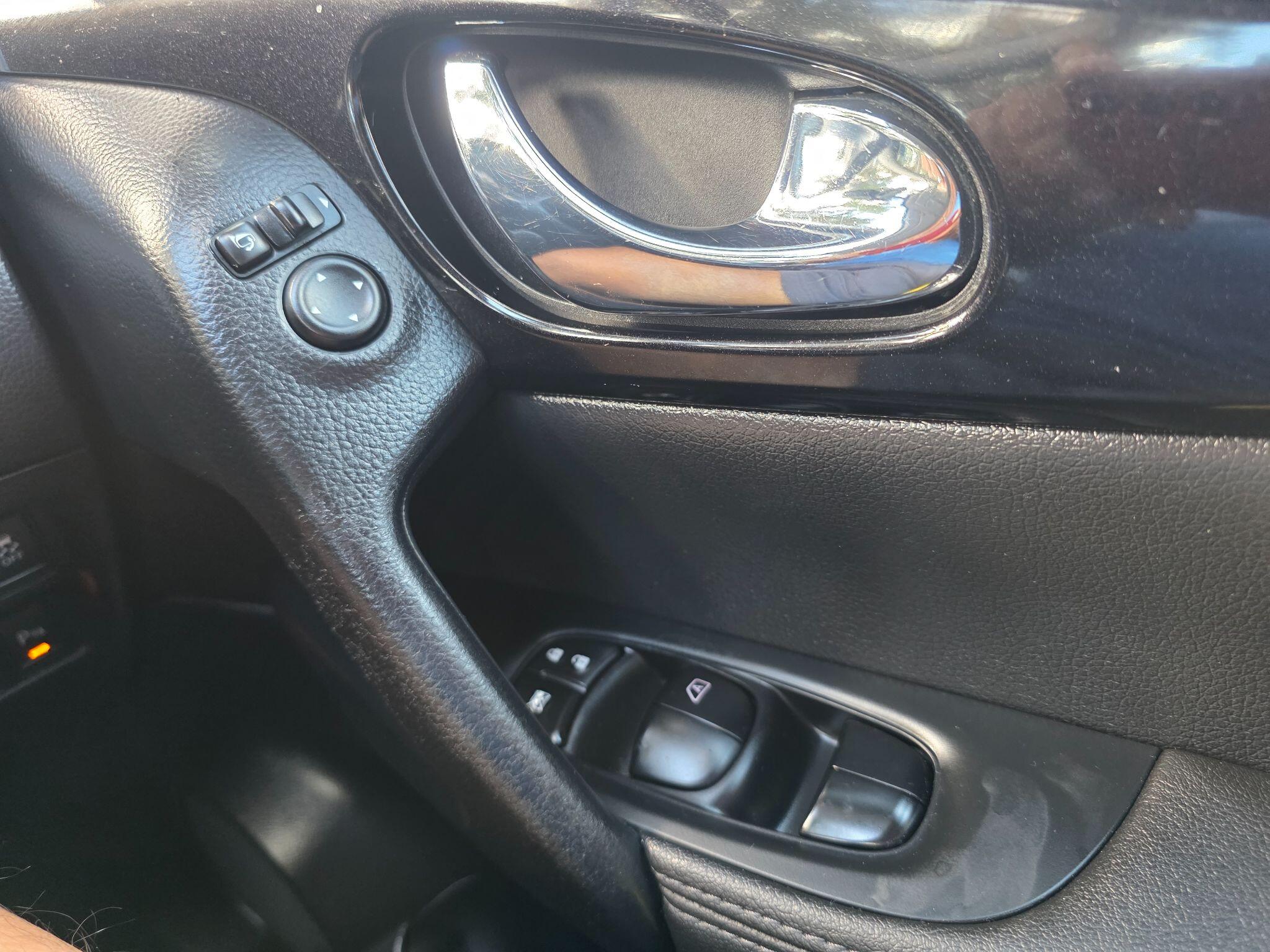Nissan Qashqai view 28