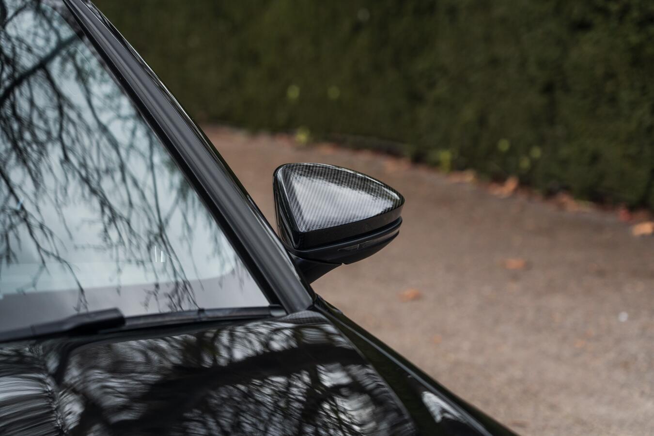 Audi RS6 Avant view 26