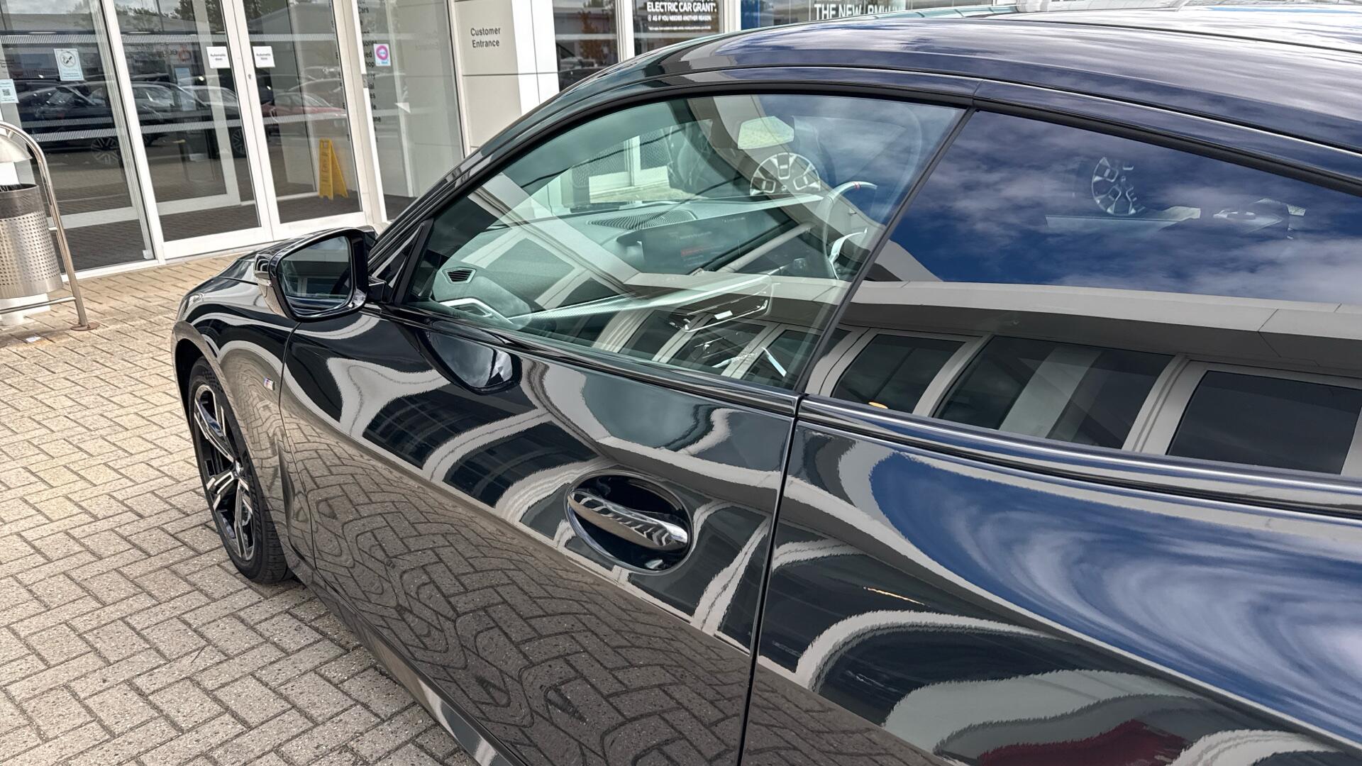 BMW 4 Series view 24