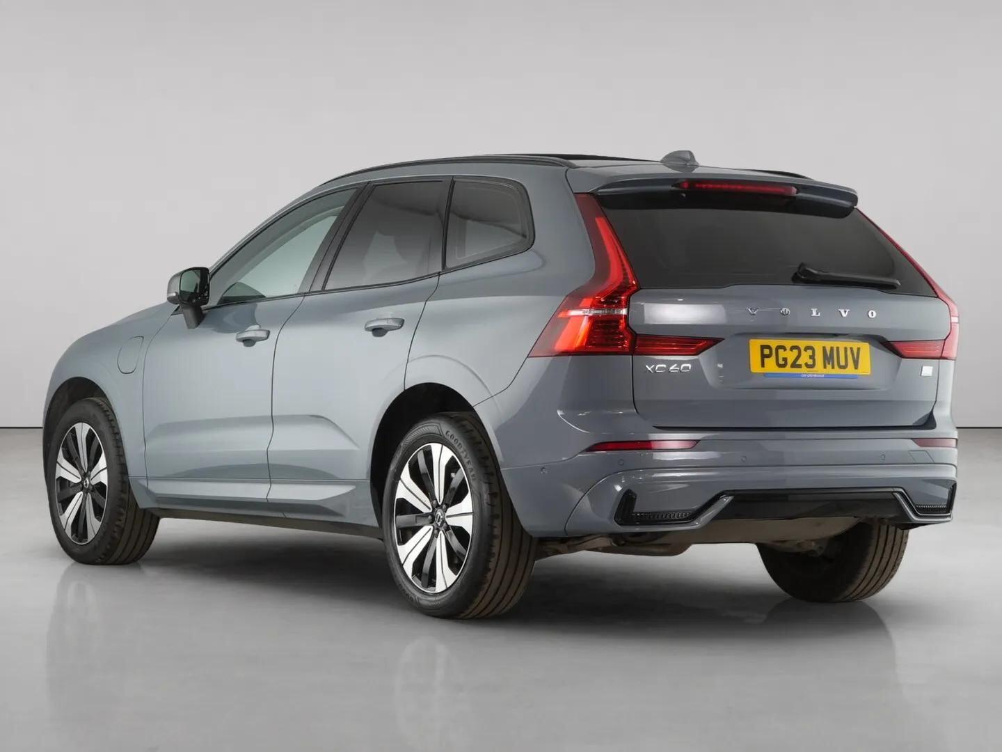 Volvo XC60 view 6