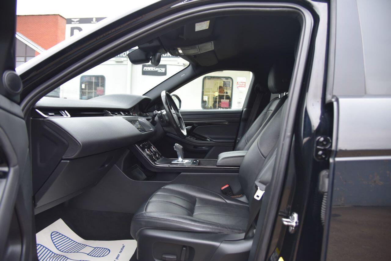 Land Rover Range Rover Evoque view 23