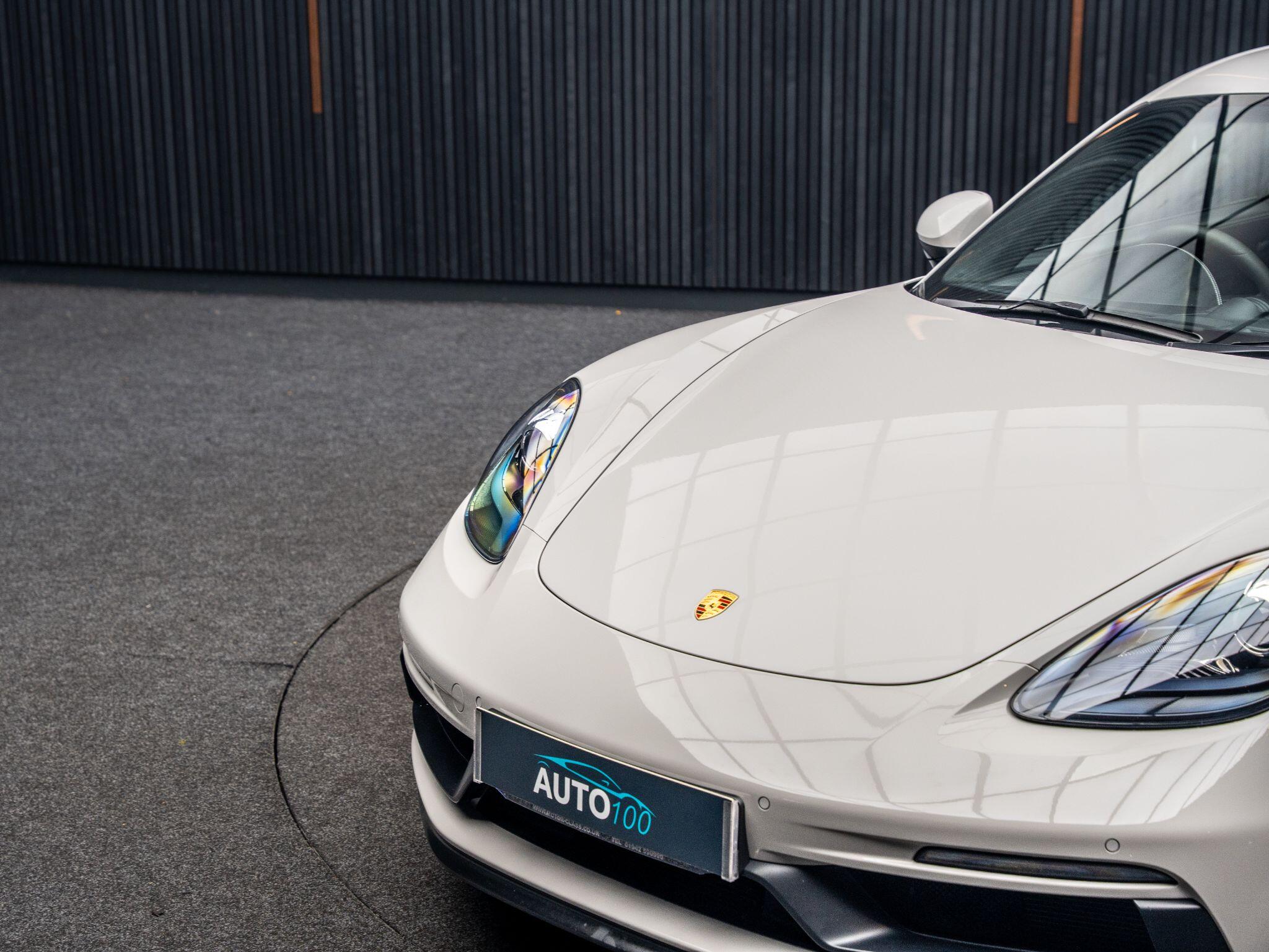 Porsche Cayman view 25