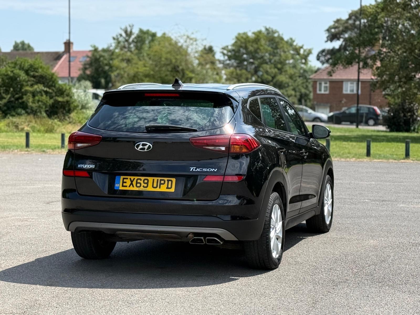 Hyundai Tucson view 16