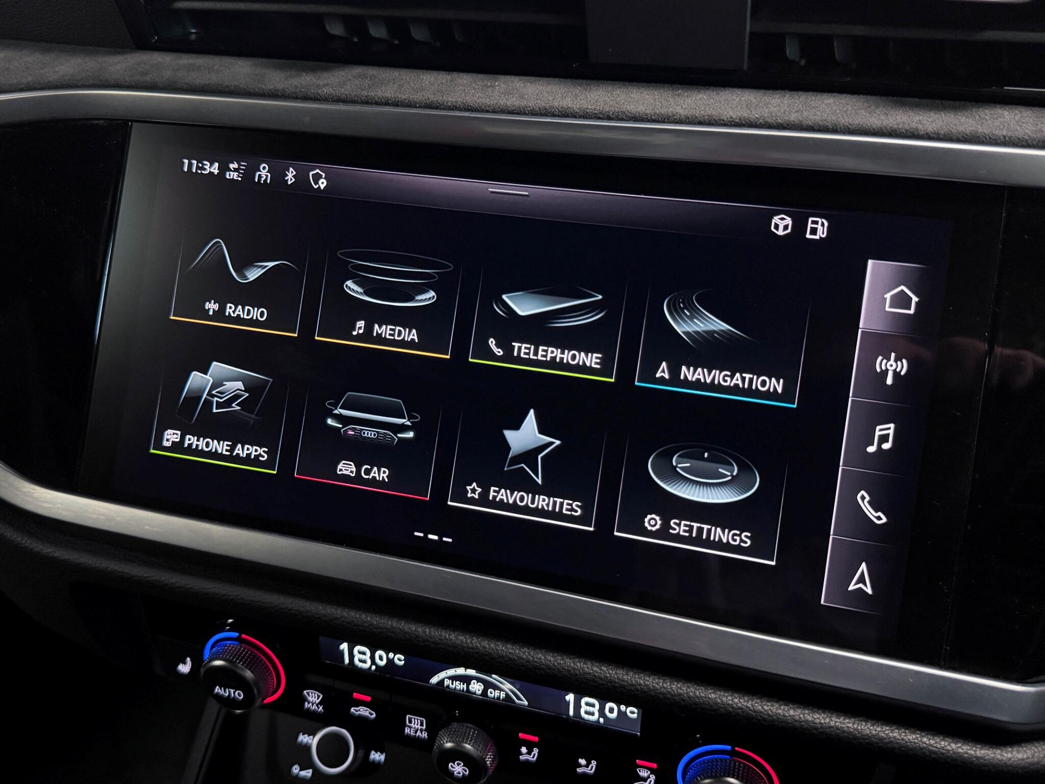 Audi RS Q3 view 39