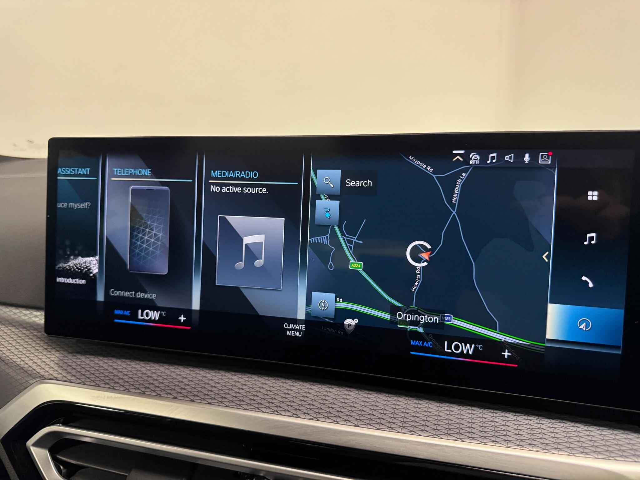 BMW I4 view 9