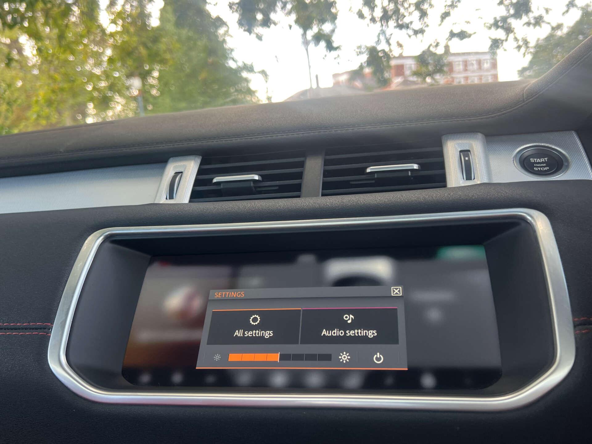 Land Rover Range Rover Evoque view 49