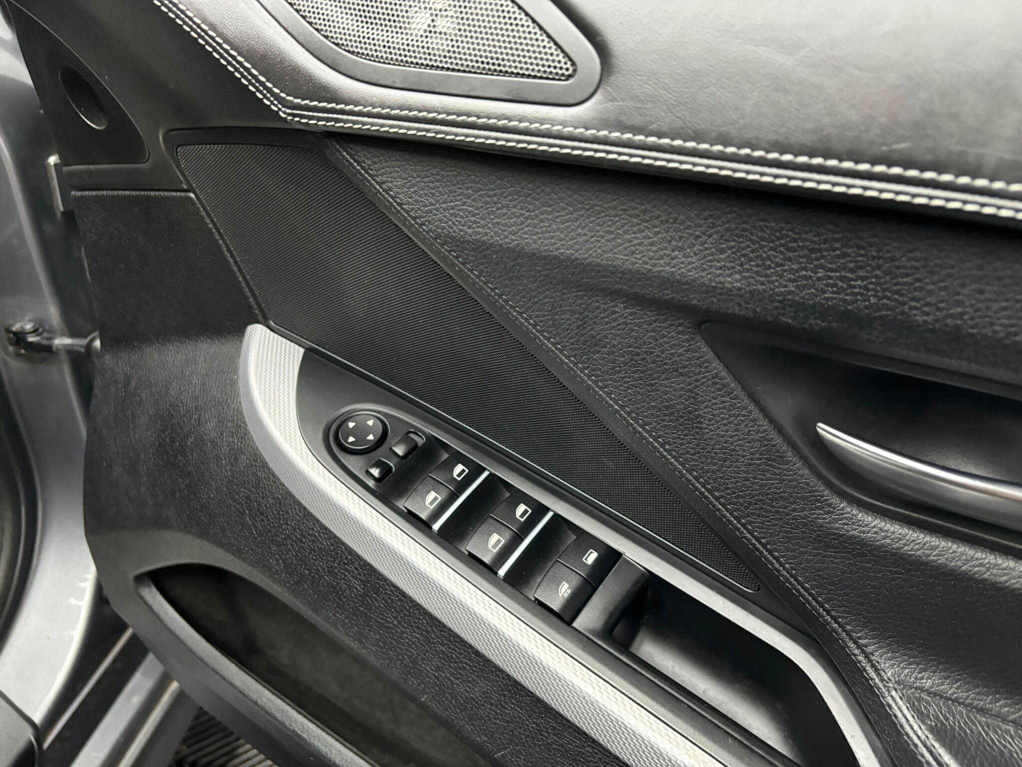 BMW 6 Series view 37