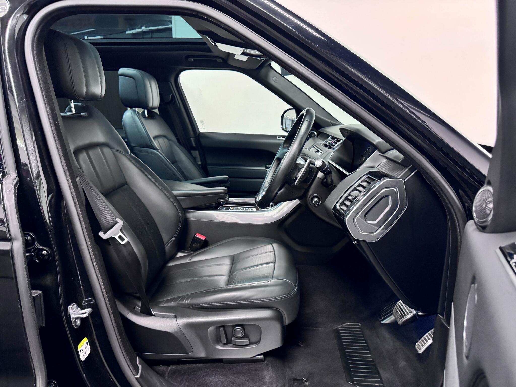 Land Rover Range Rover Sport view 31