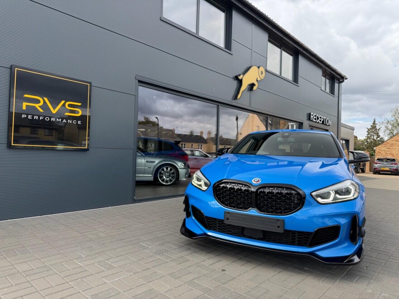 BMW 1 Series view 6