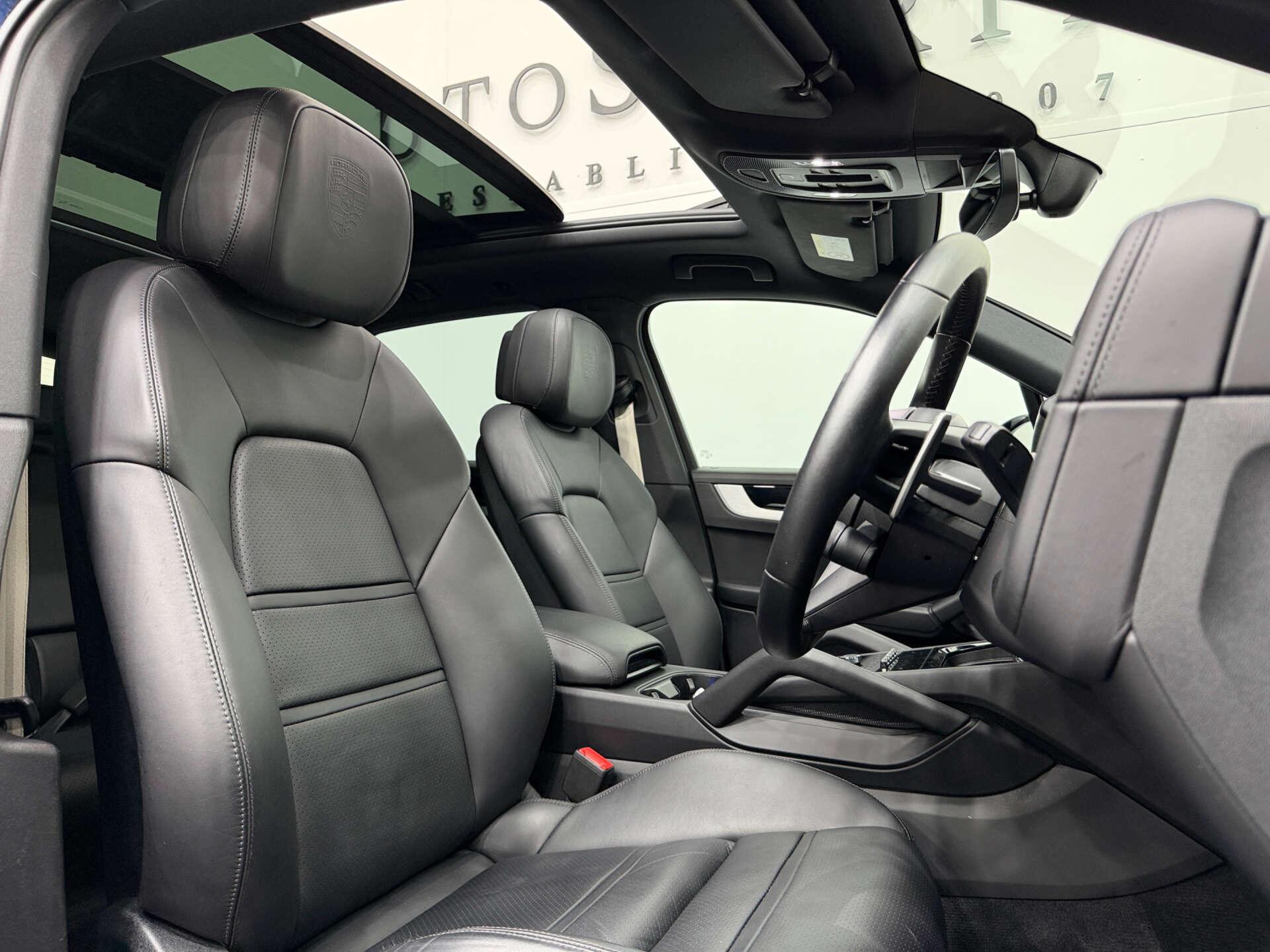 Porsche Cayenne view 2