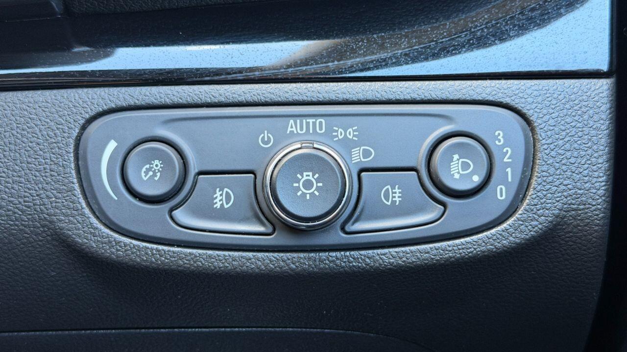 Vauxhall Mokka X view 29