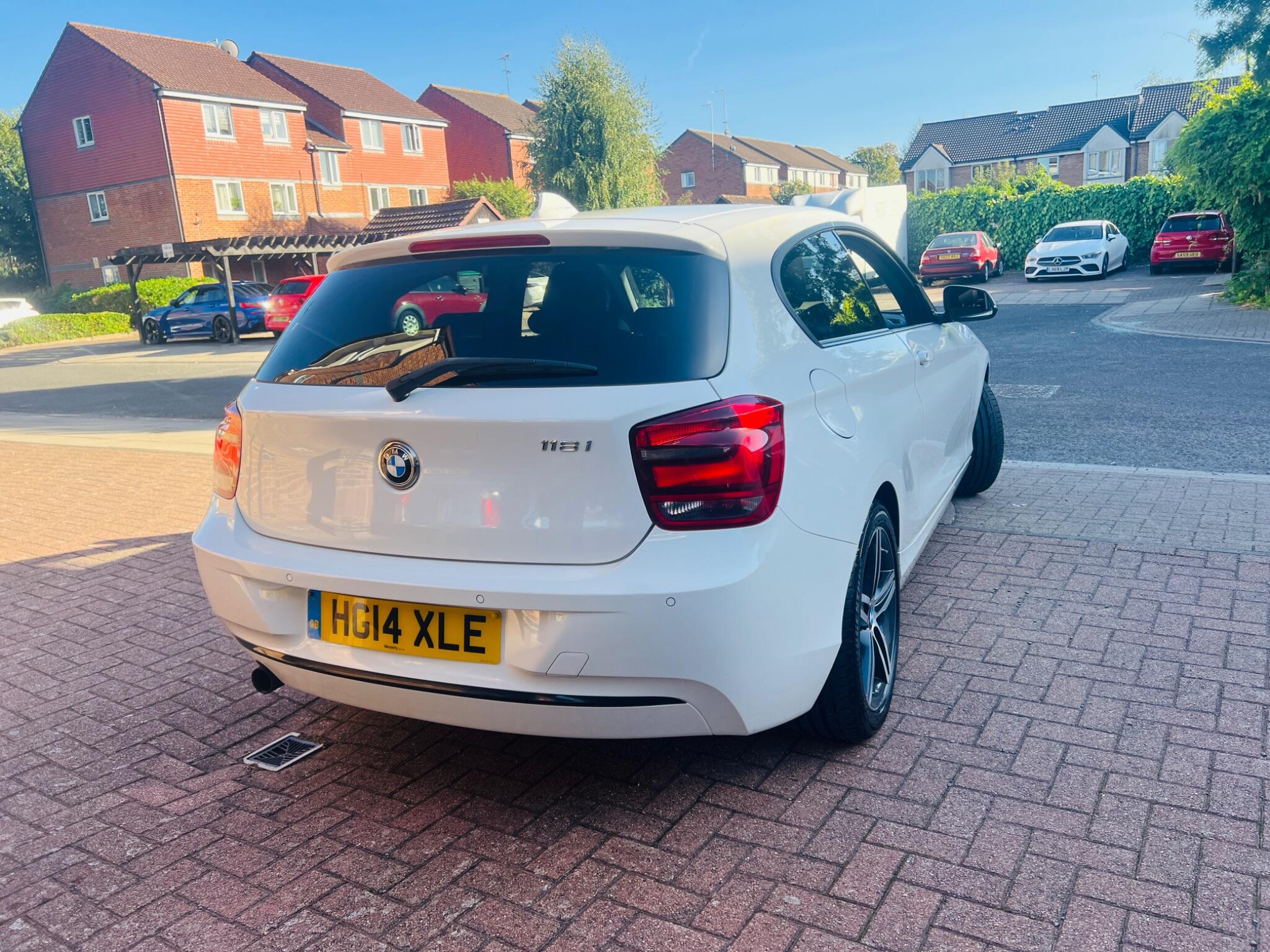 BMW 1 Series view 27
