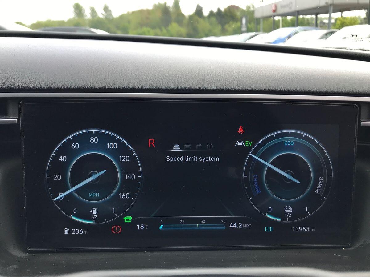 Hyundai Tucson view 21