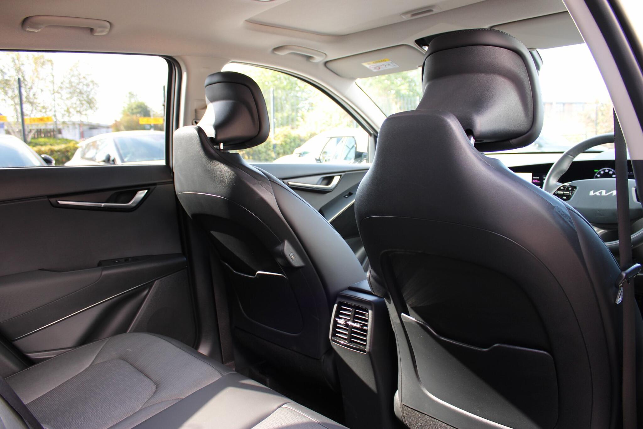 Kia Niro view 23
