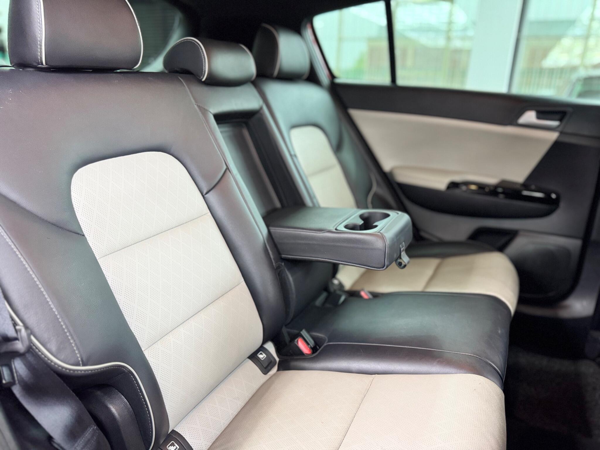 Kia Sportage view 28