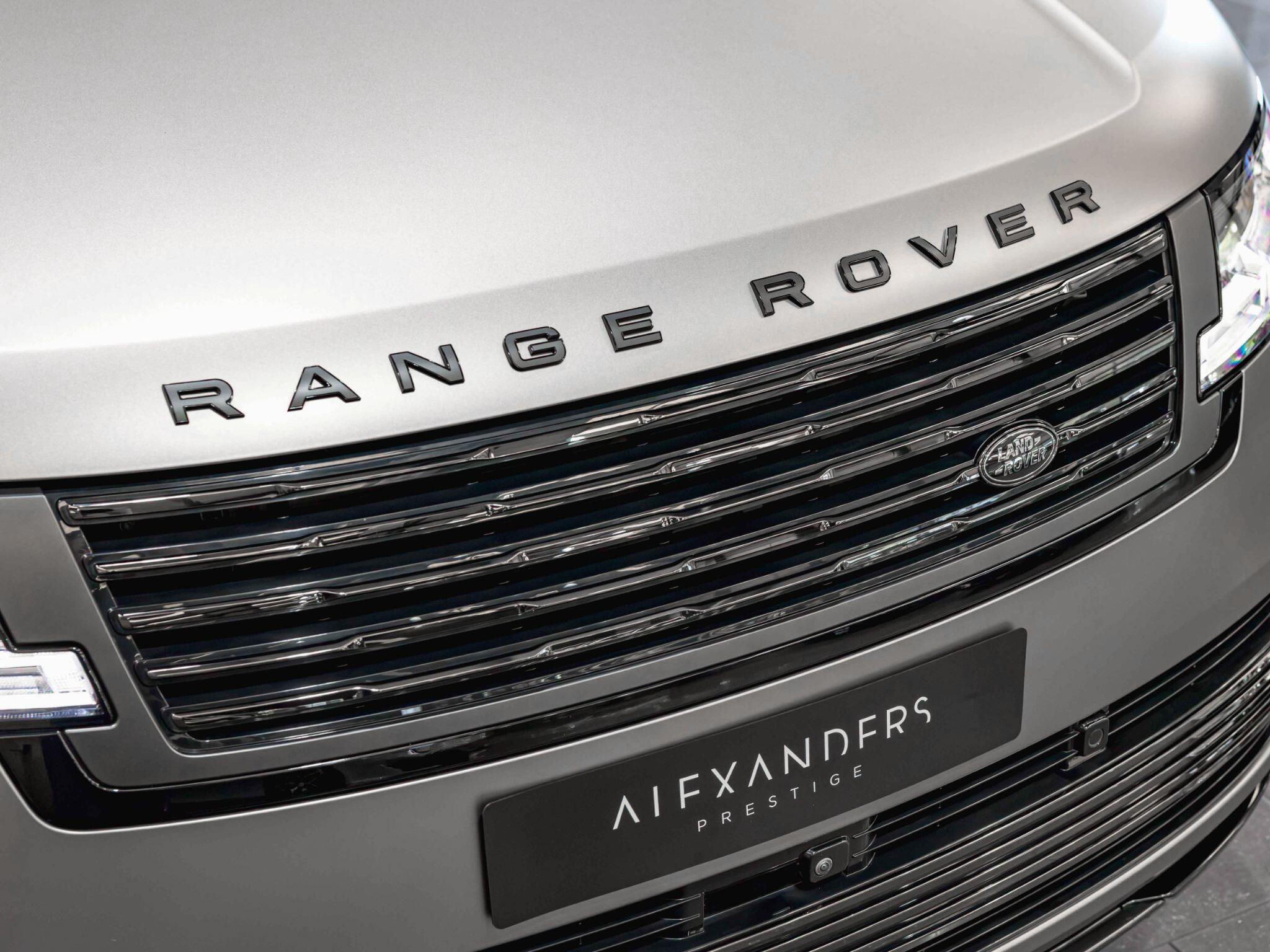 Land Rover Range Rover view 14
