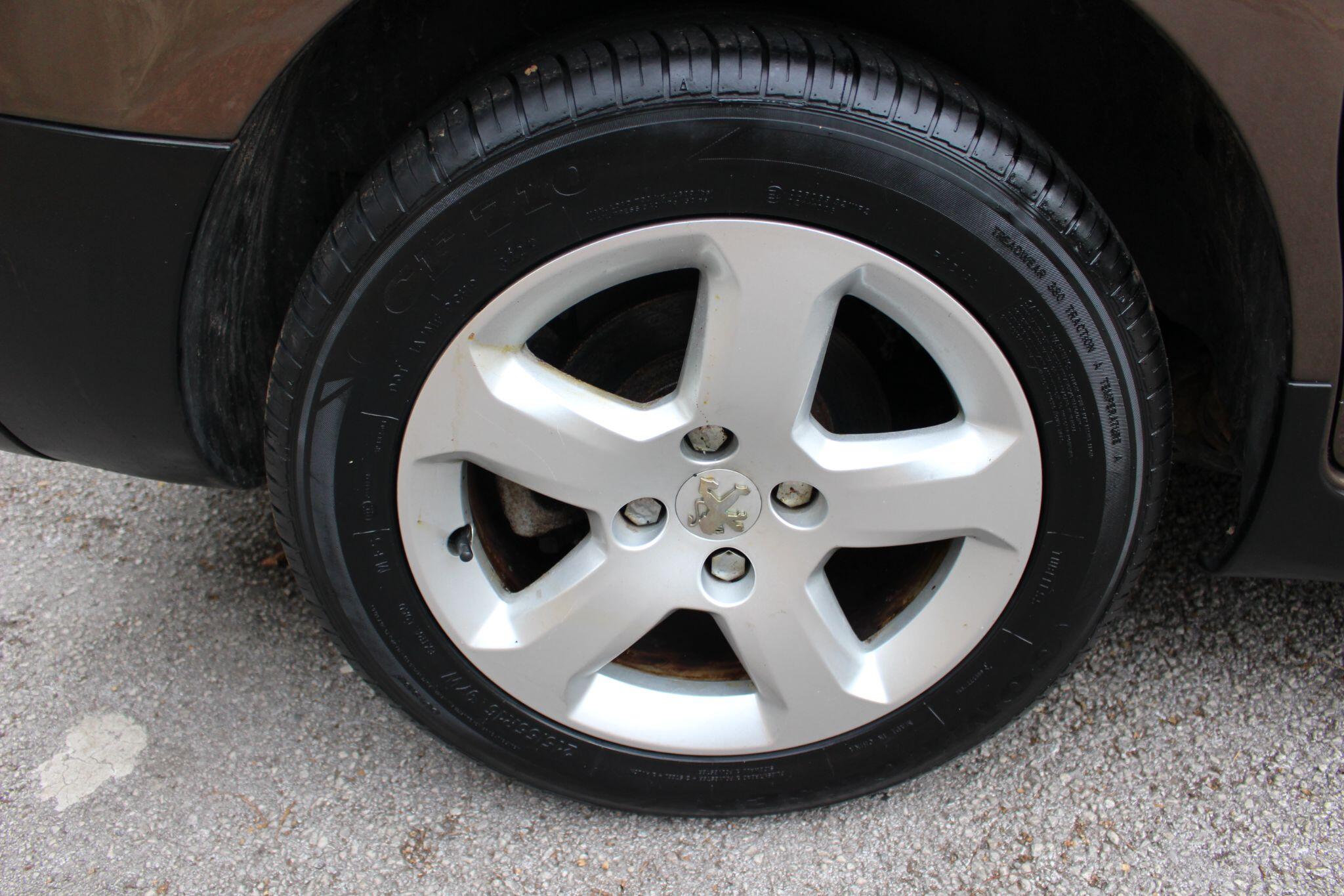 Peugeot Partner Tepee view 25