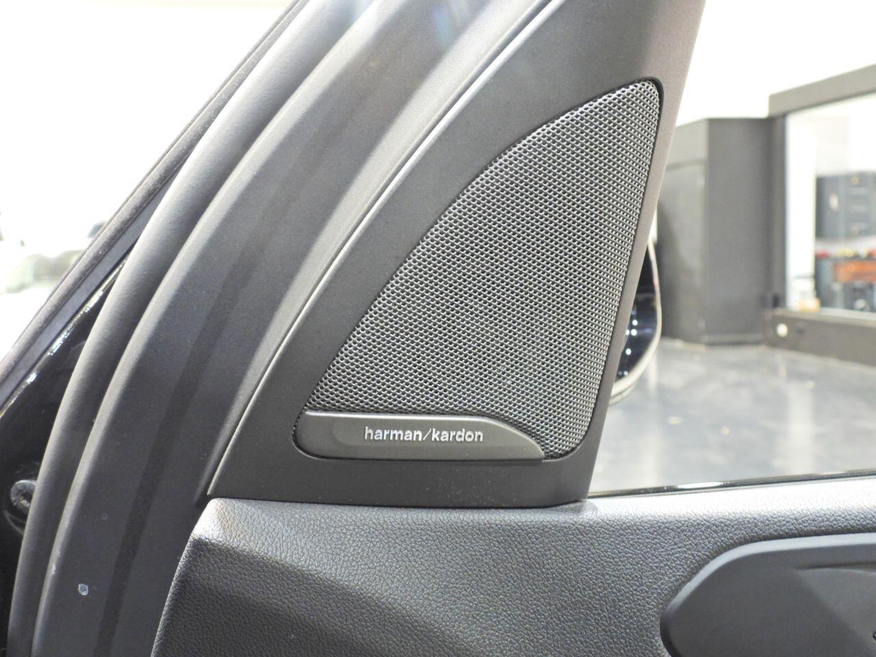 BMW X5 view 31
