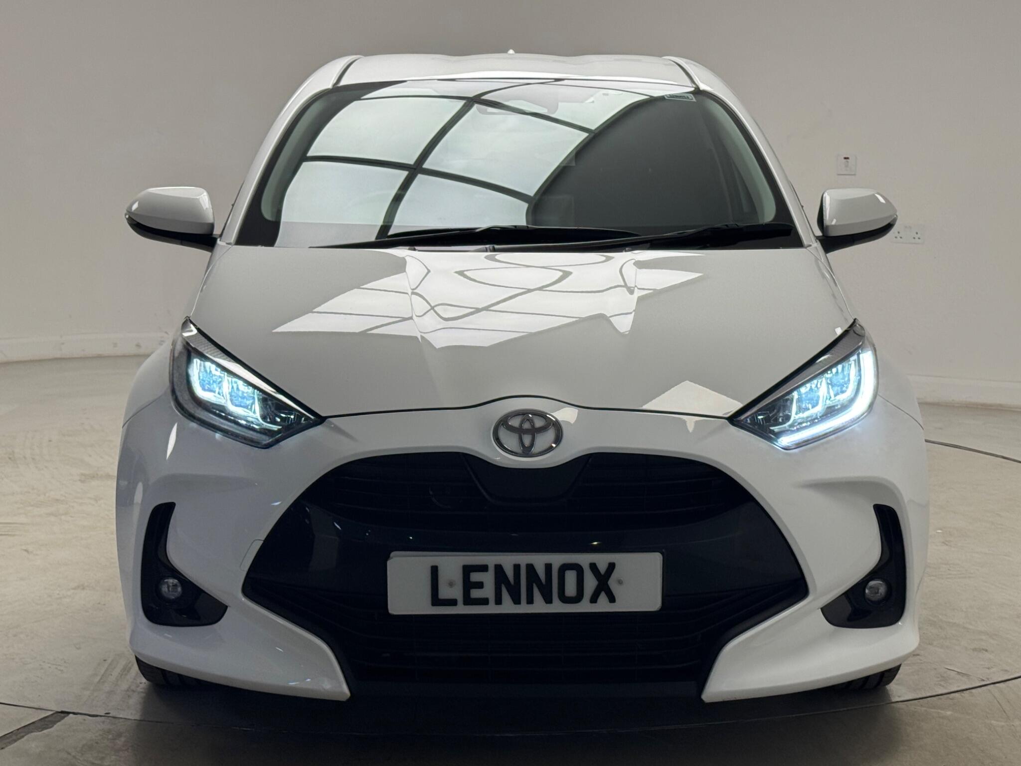 Toyota Yaris view 2