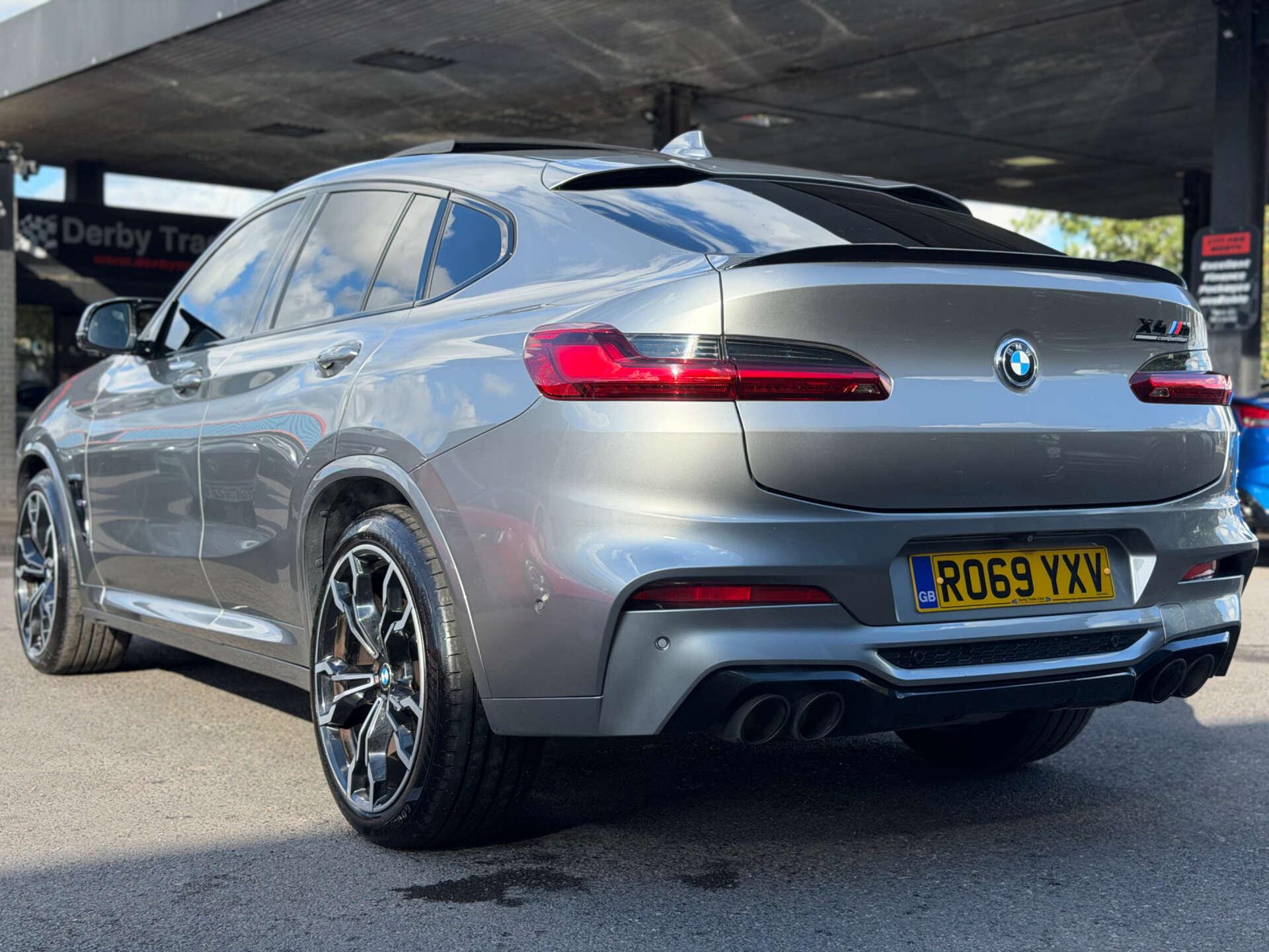 BMW X4 M view 39