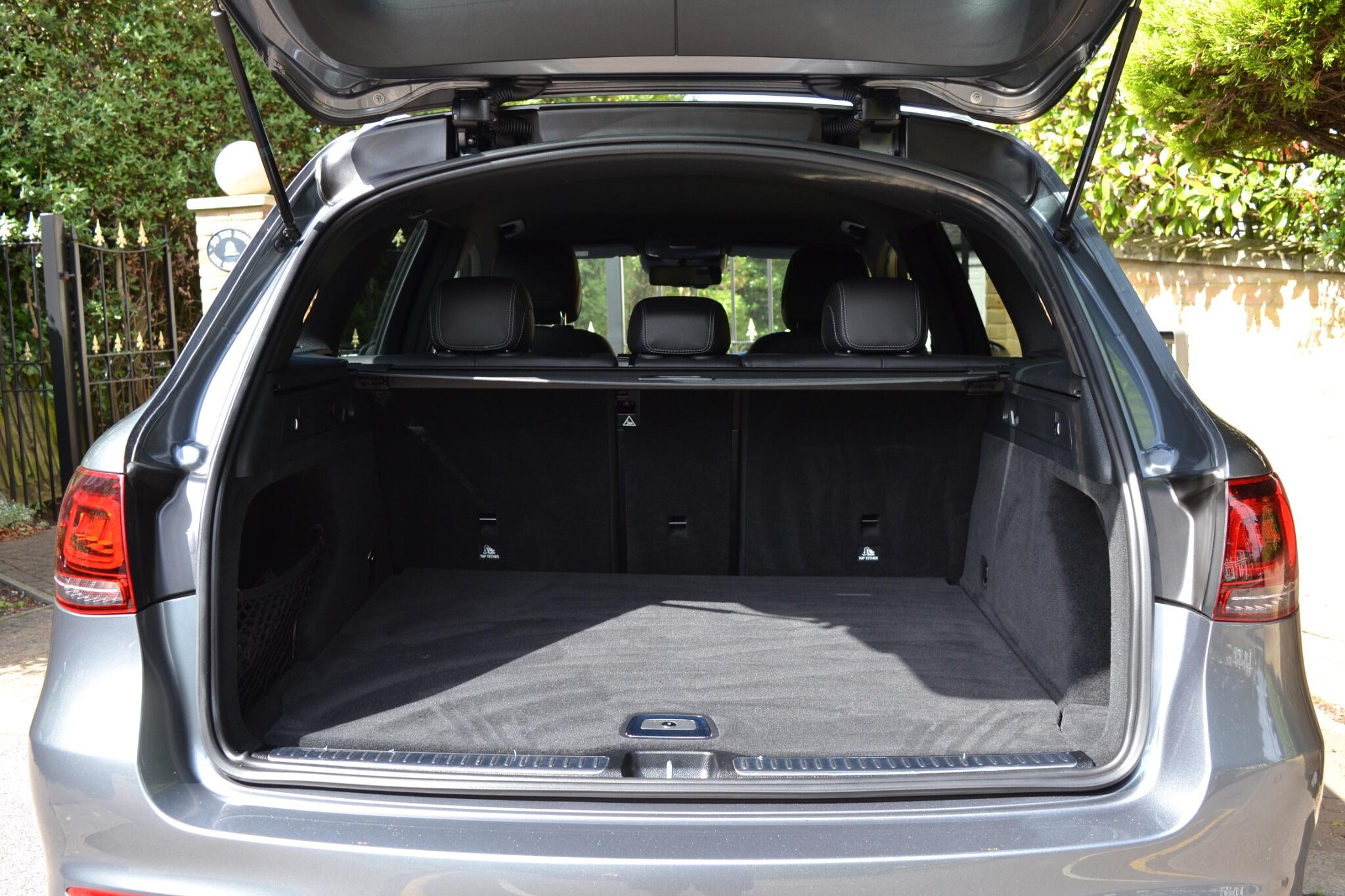 Mercedes-Benz GLC view 13