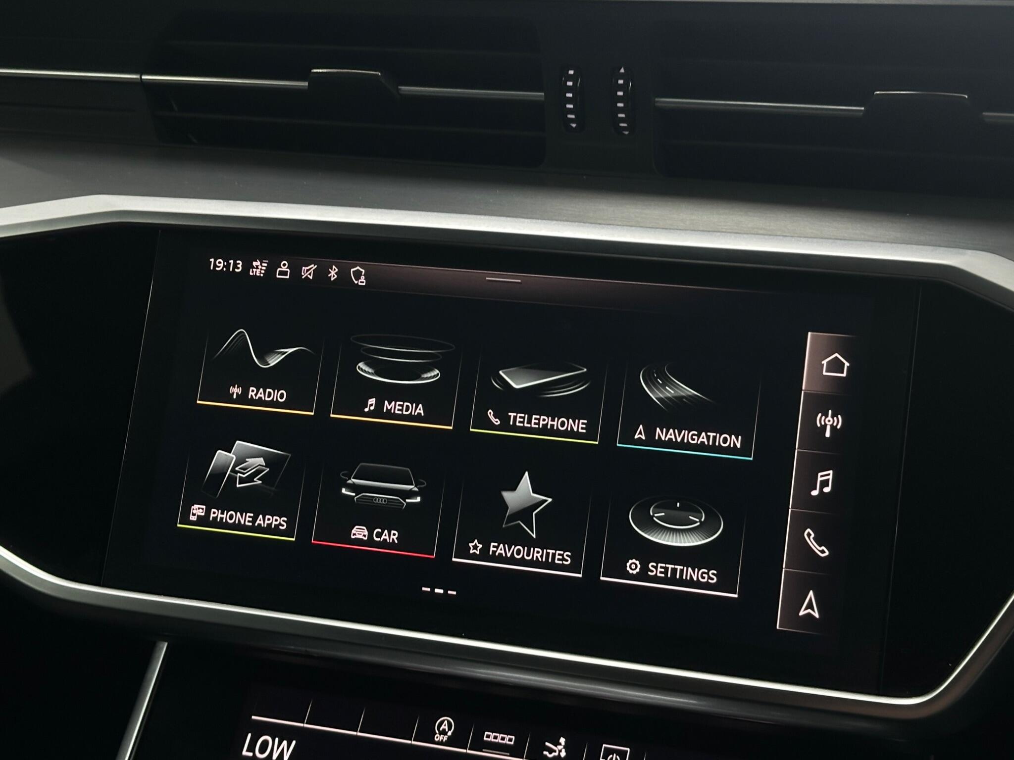 Audi A7 view 36