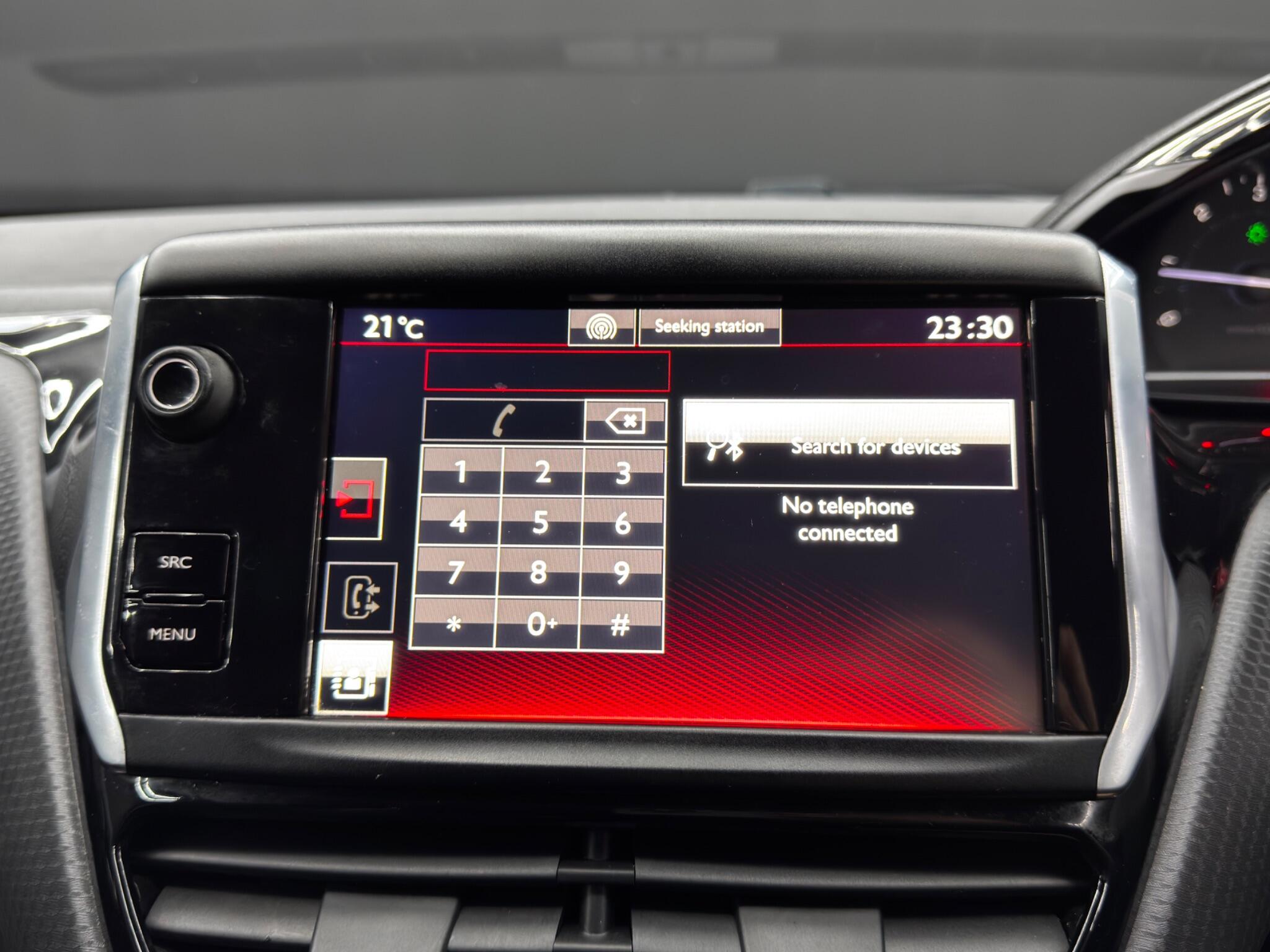 Peugeot 208 view 31
