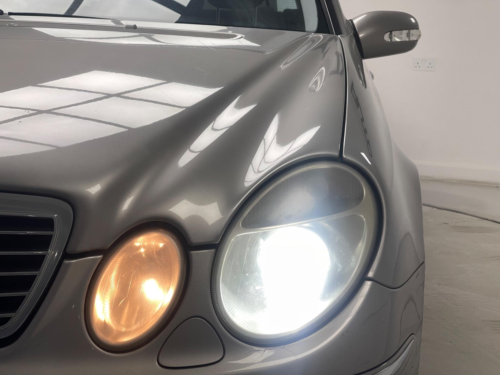Mercedes-Benz E-Class view 28
