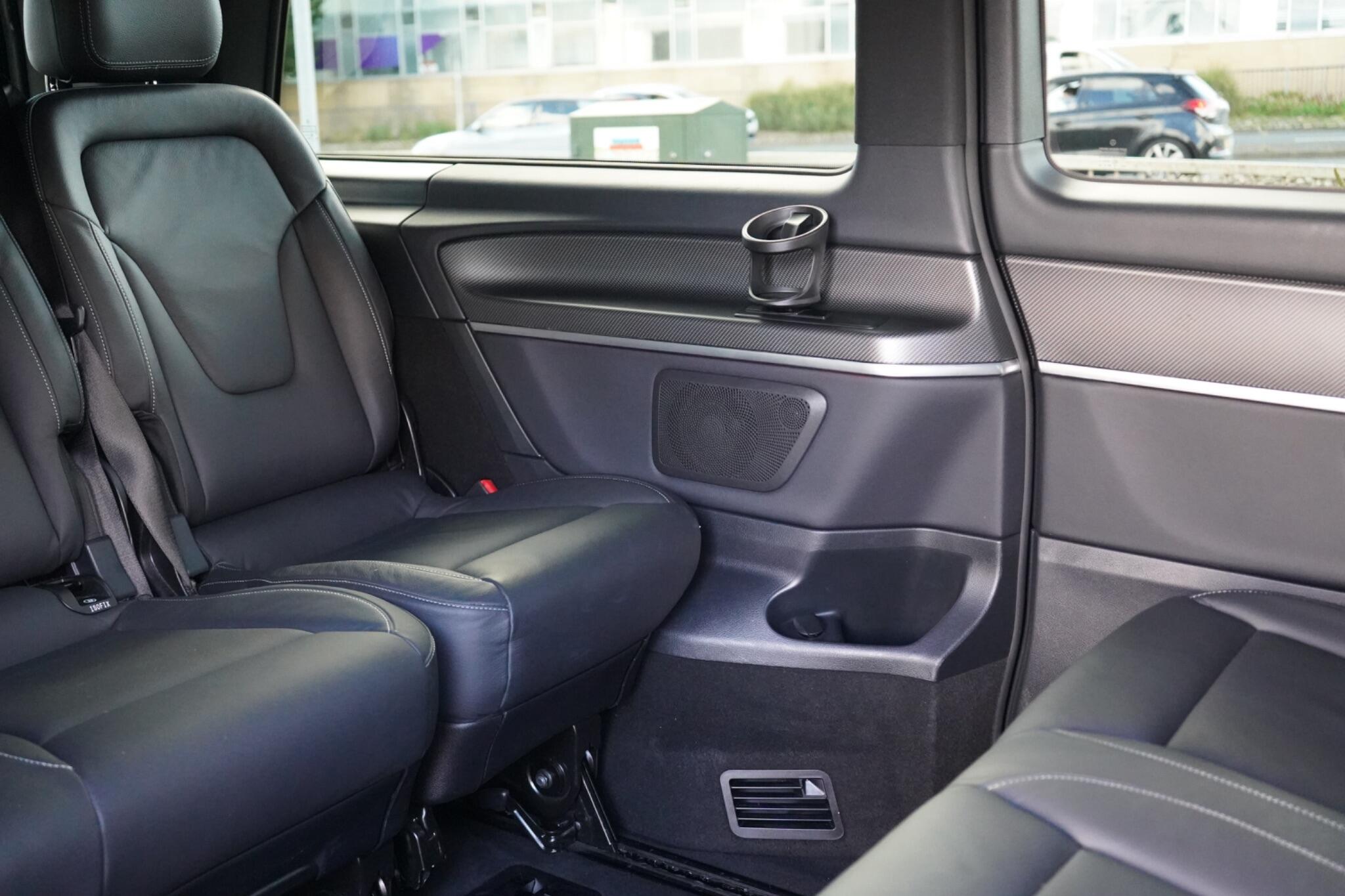 Mercedes-Benz V Class view 25